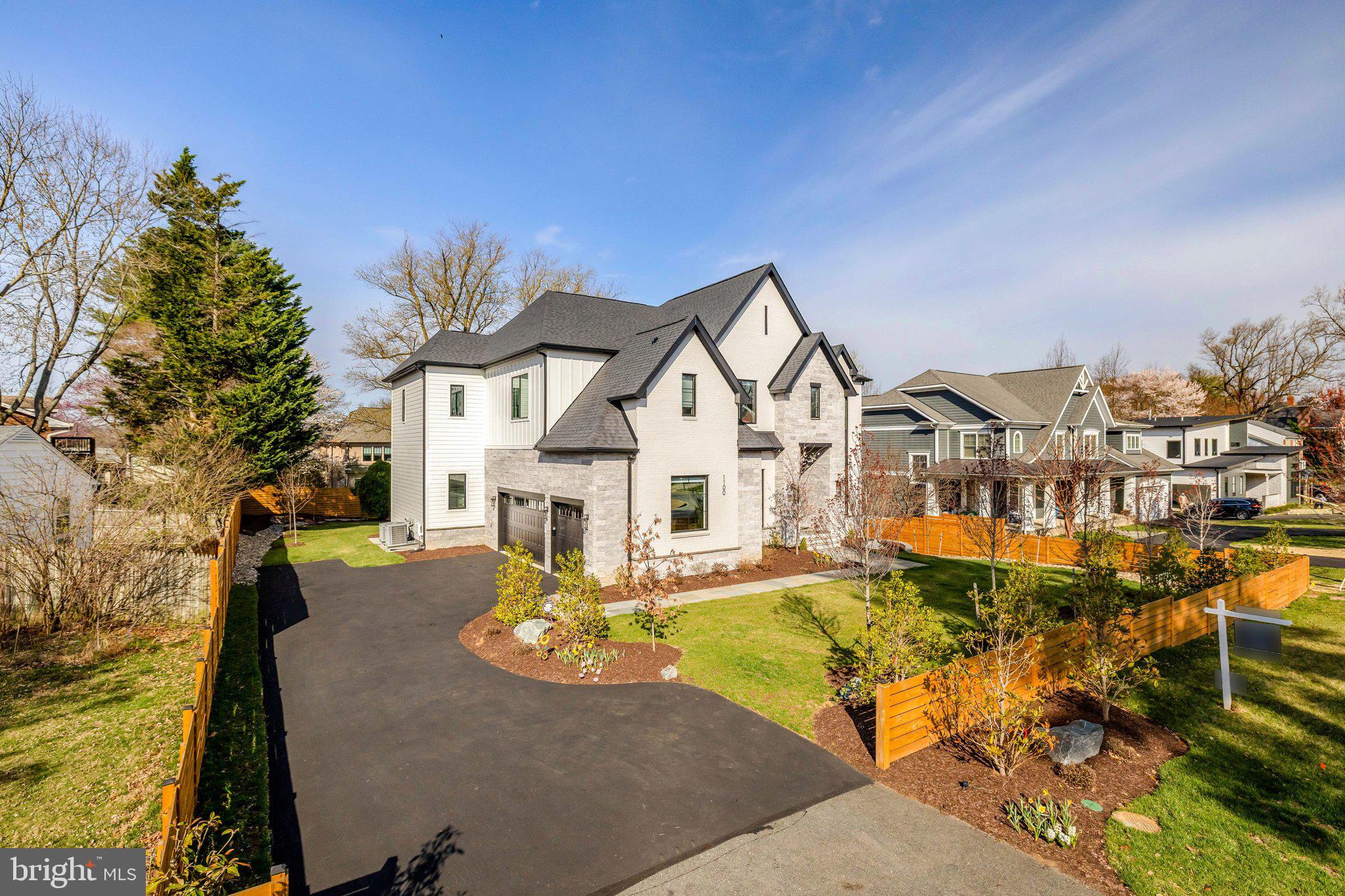 WEST LANGLEY - Residential