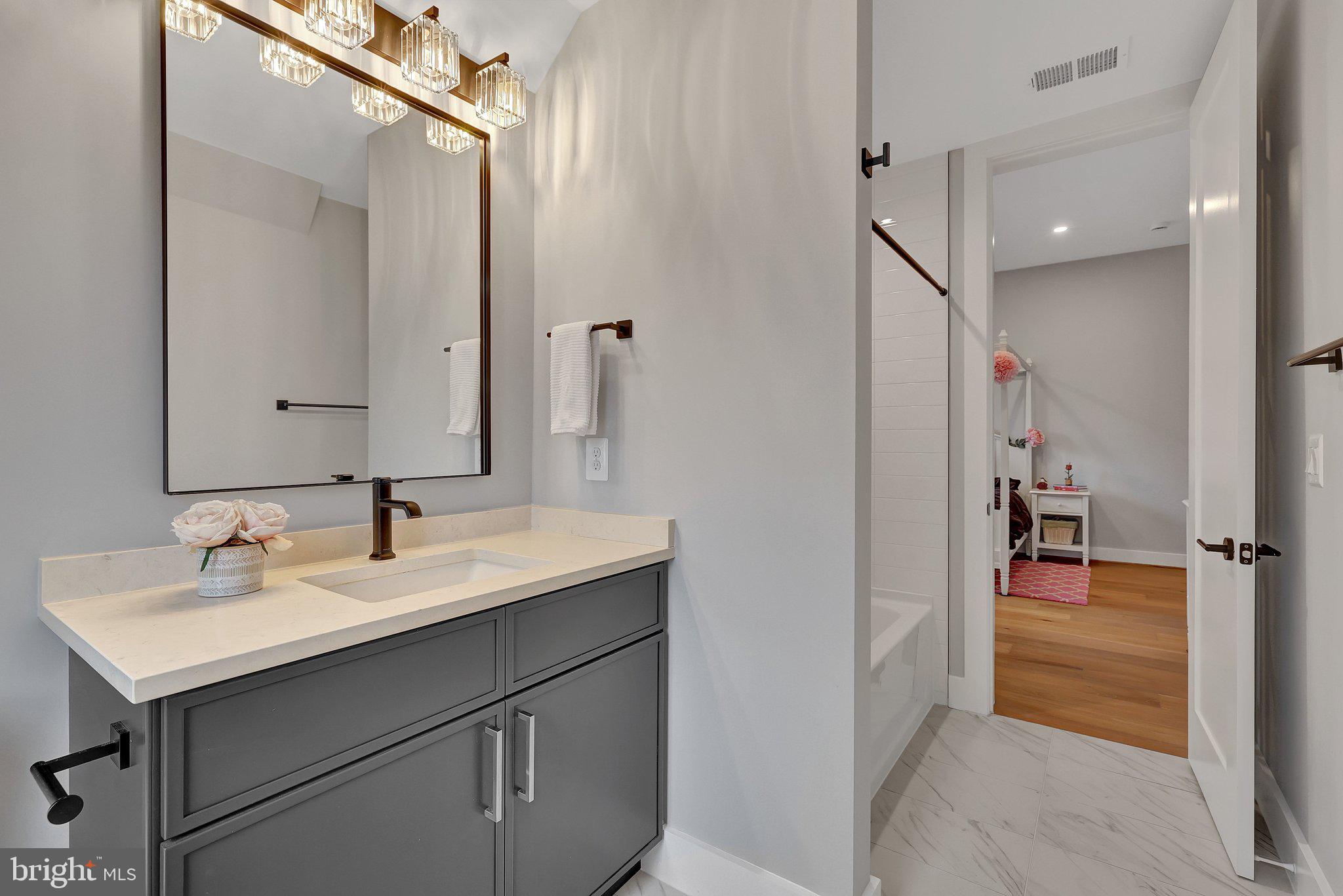 WEST LANGLEY - Residential