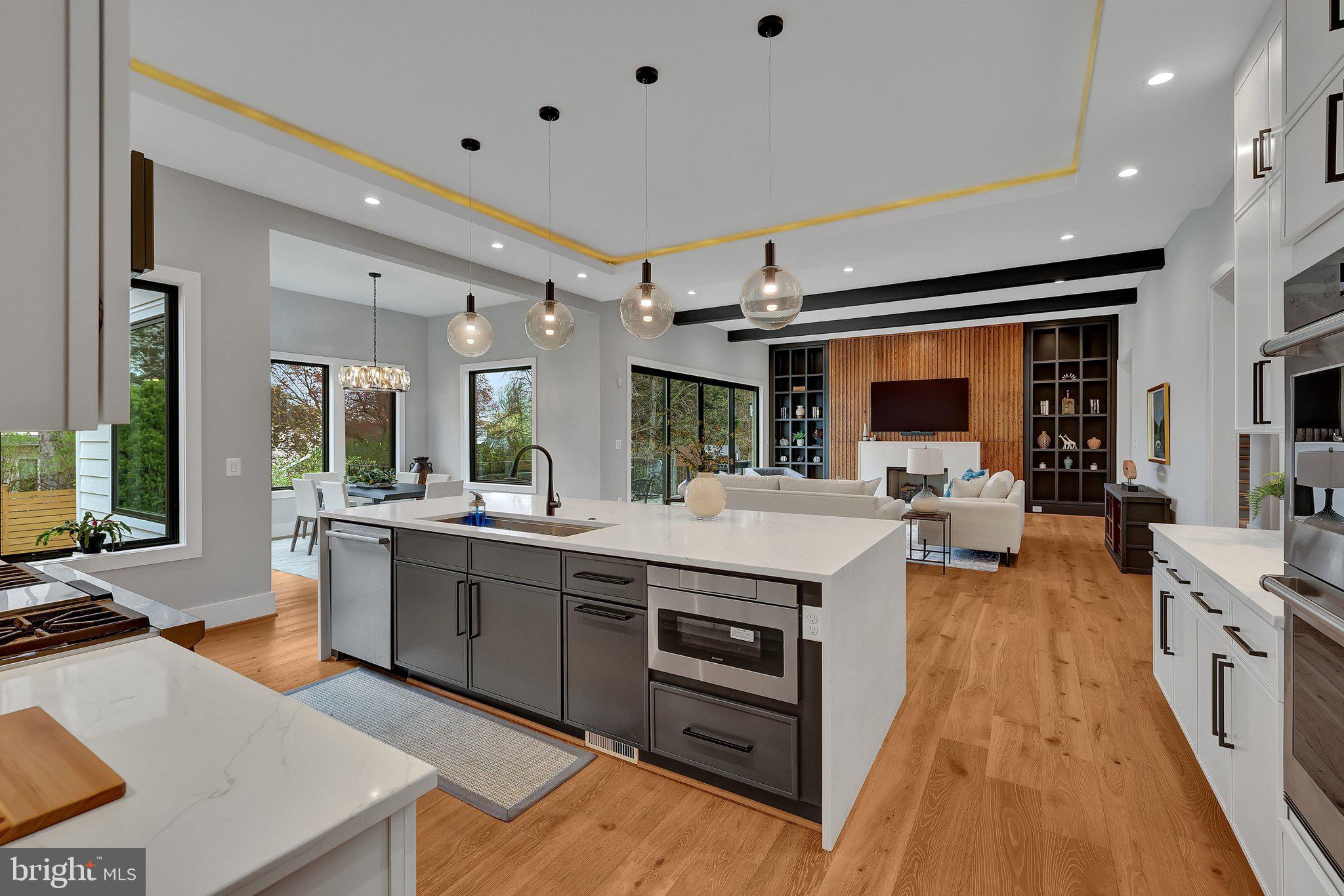 WEST LANGLEY - Residential