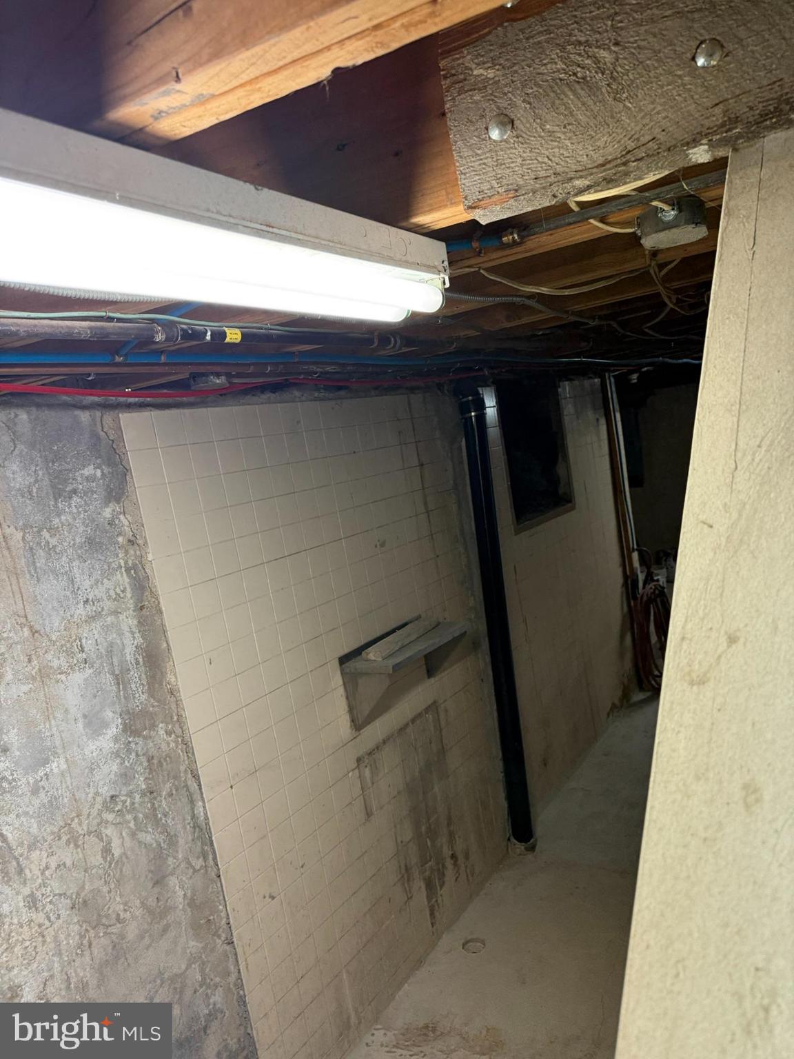 PHILADELPHIA (SOUTH) - Commercial Lease