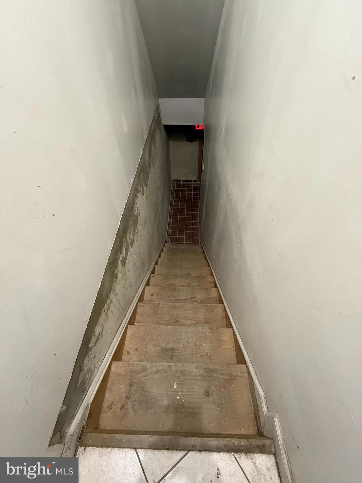 PHILADELPHIA (SOUTH) - Commercial Lease