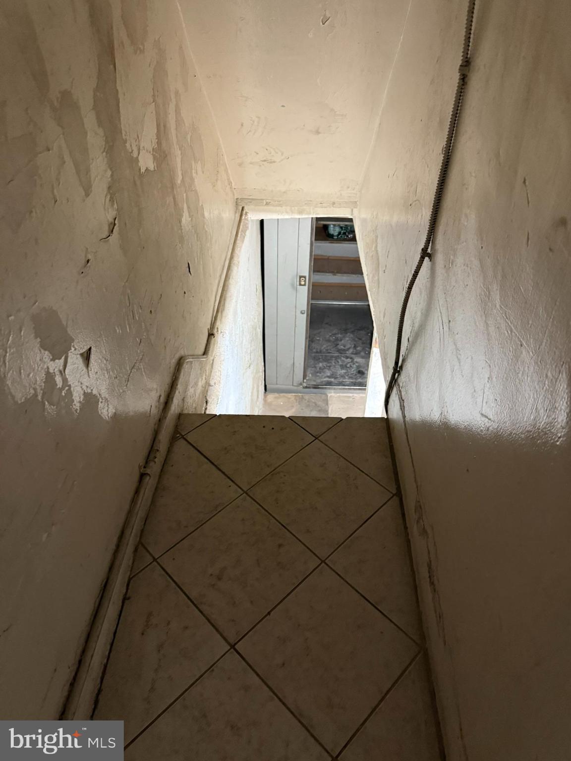 PHILADELPHIA (SOUTH) - Commercial Lease