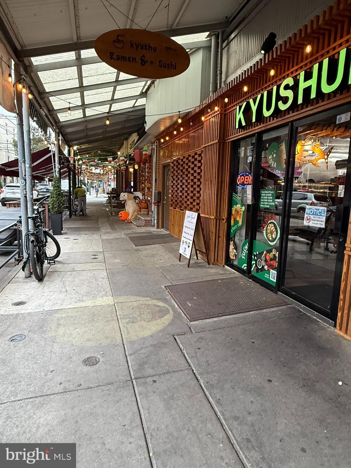 PHILADELPHIA (SOUTH) - Commercial Lease