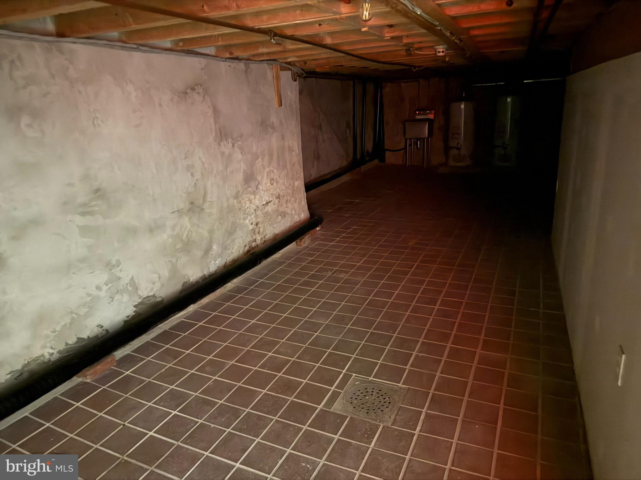 PHILADELPHIA (SOUTH) - Commercial Lease