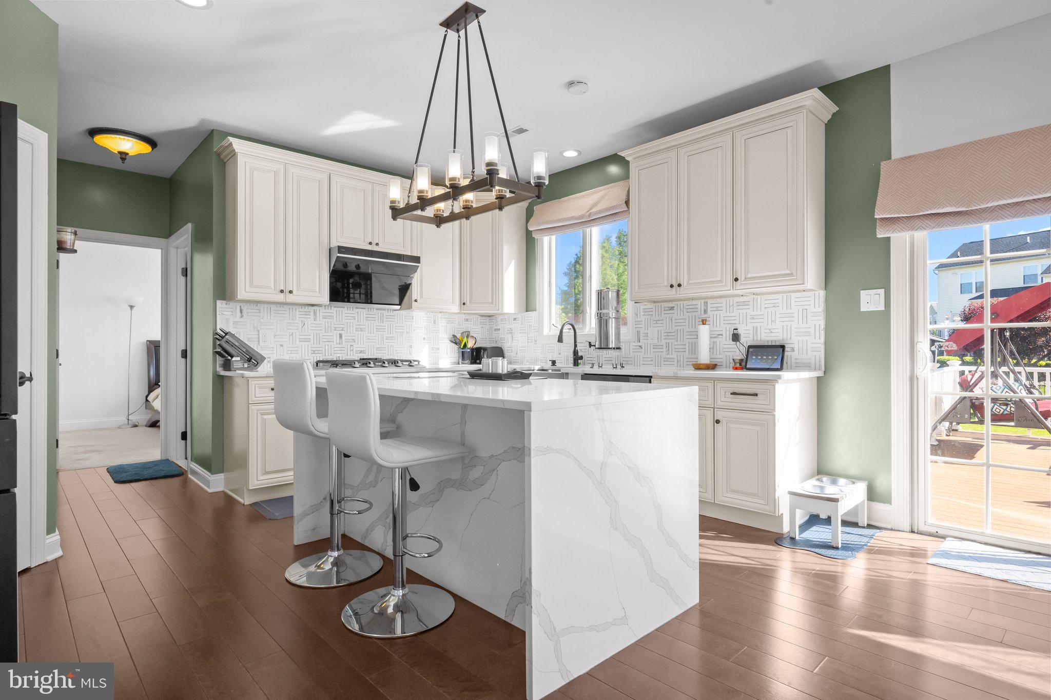 BELMONT RIDGE - Residential