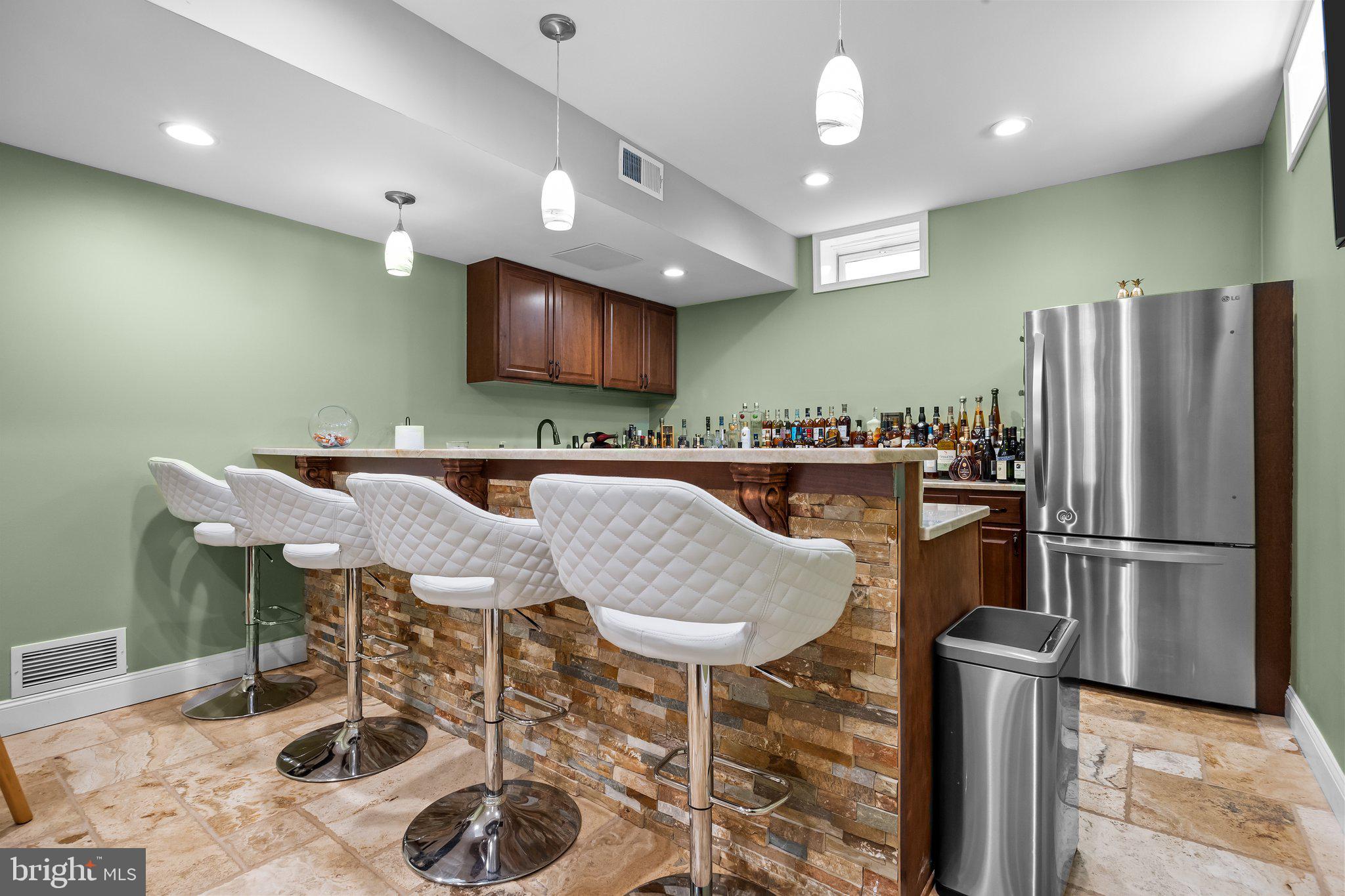 BELMONT RIDGE - Residential