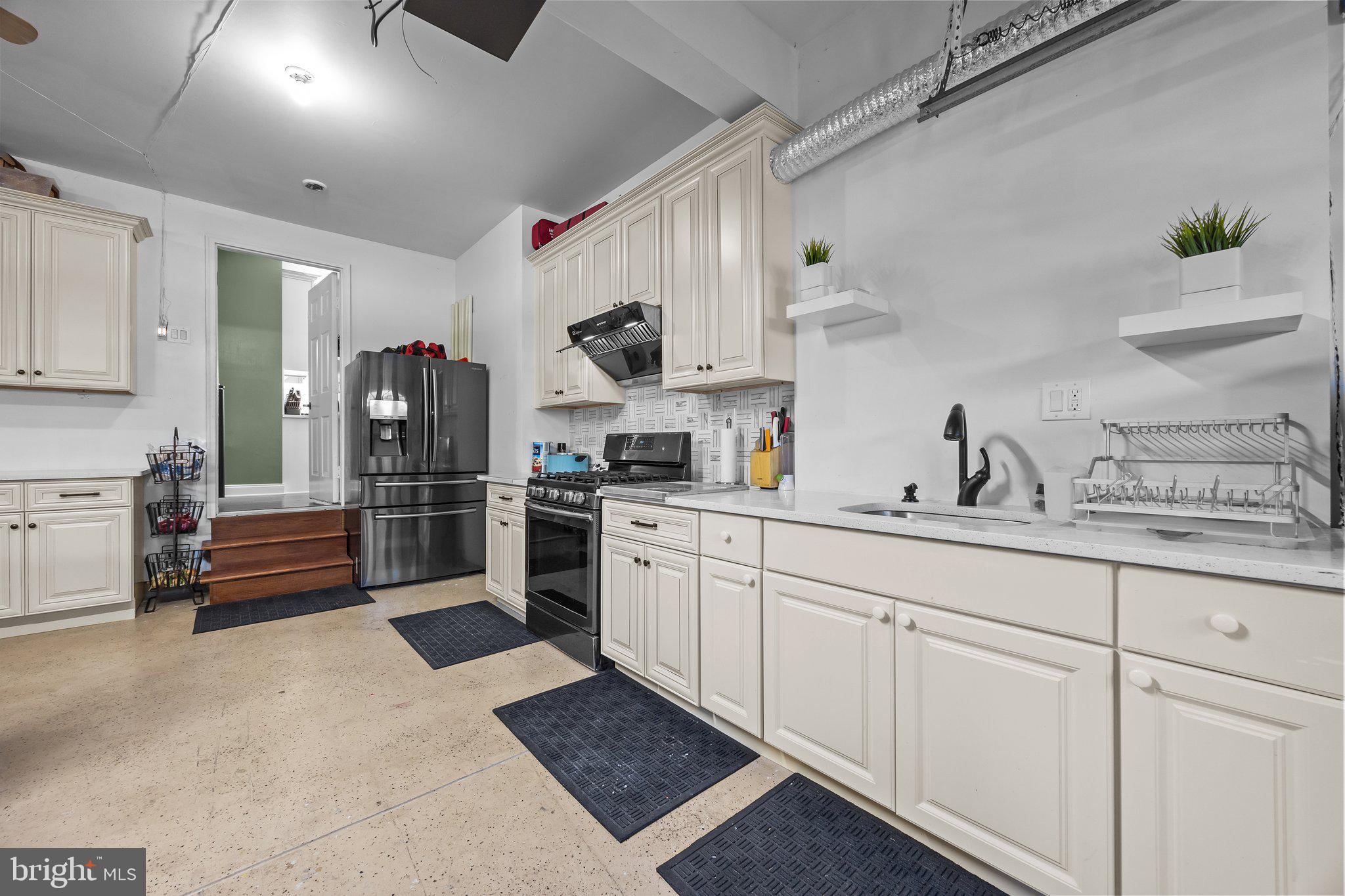 BELMONT RIDGE - Residential