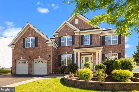 323 PALTON ROAD BENSALEM PA 19020