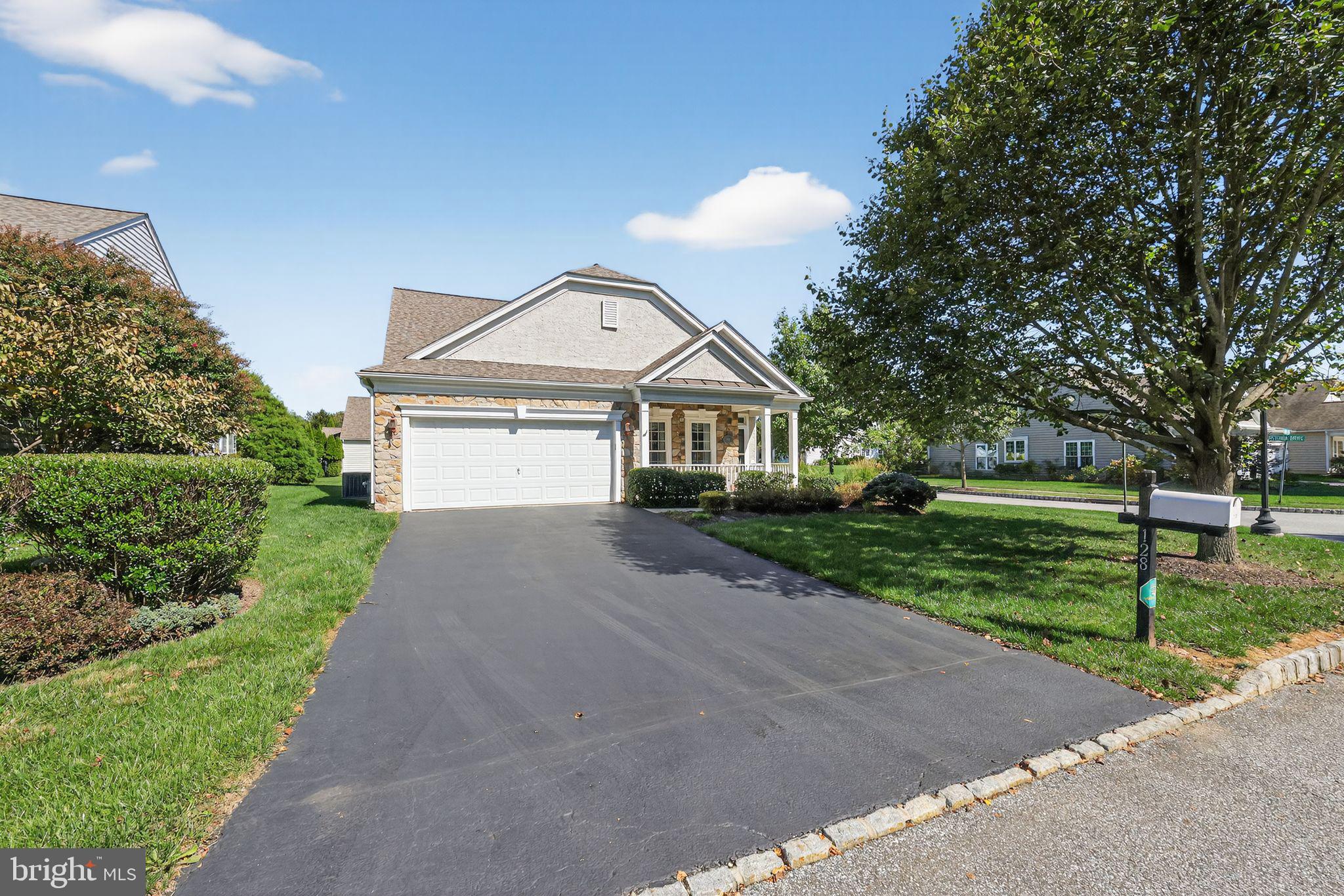 TRADITIONS AT LONGII - Residential