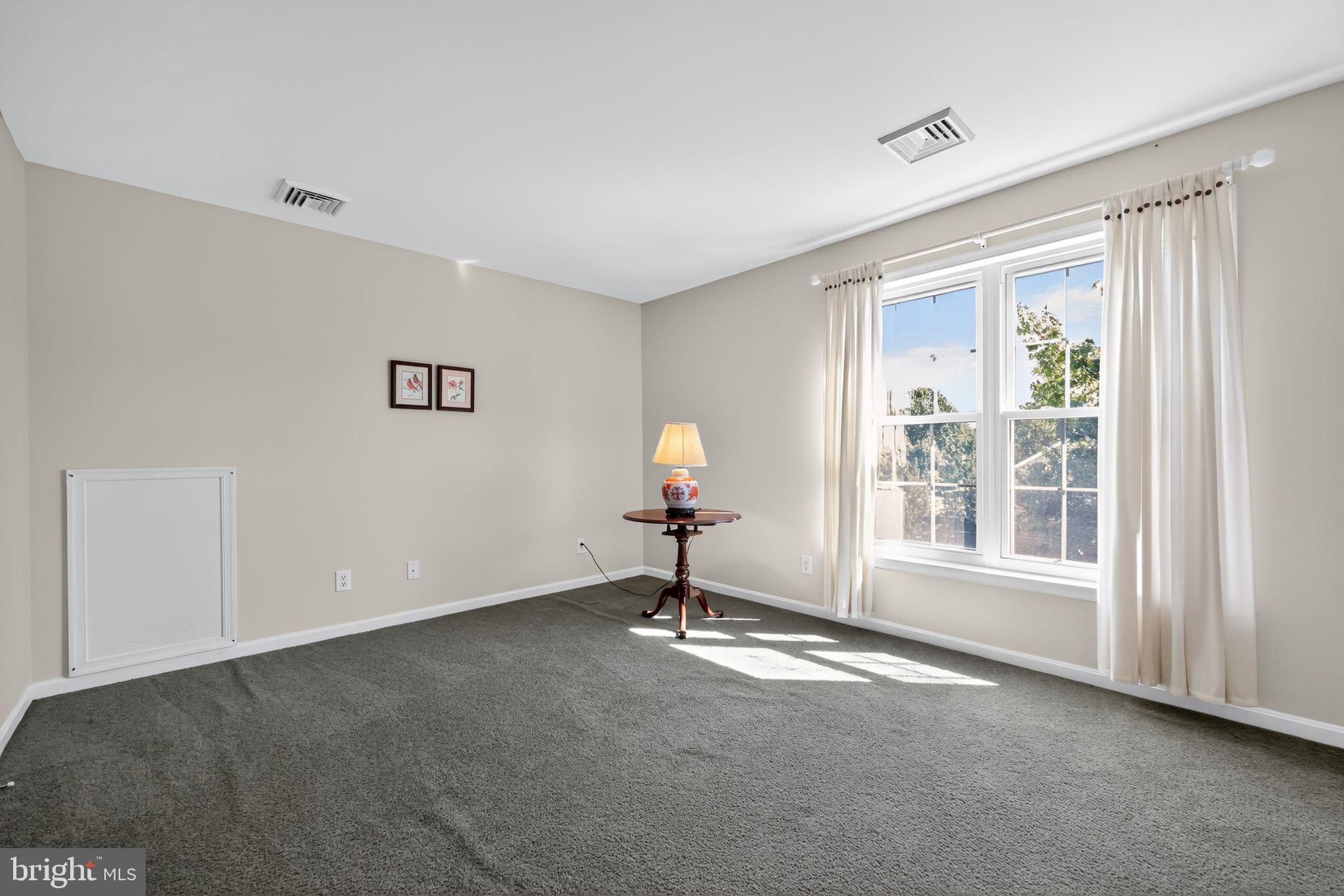 TRADITIONS AT LONGII - Residential