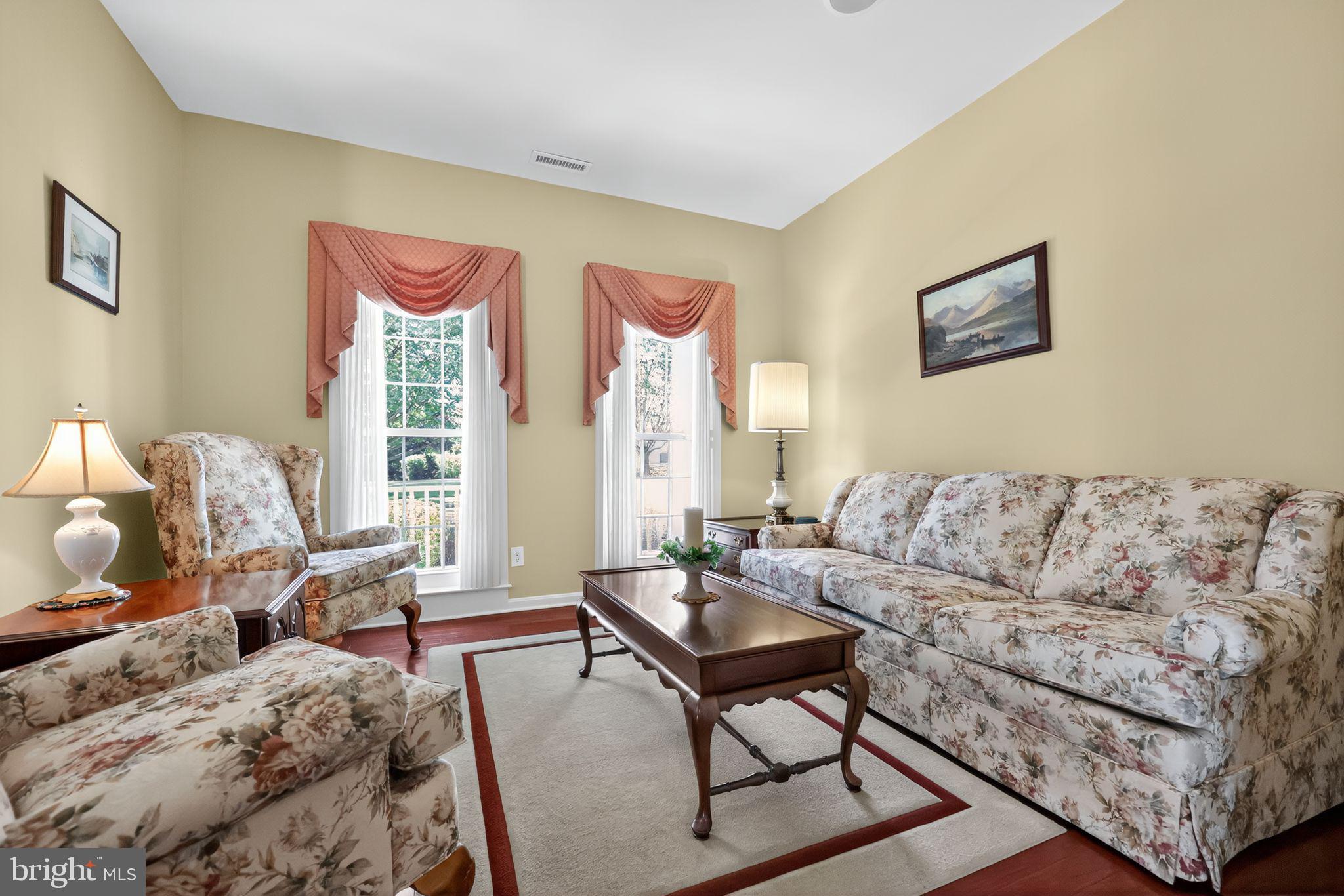 TRADITIONS AT LONGII - Residential