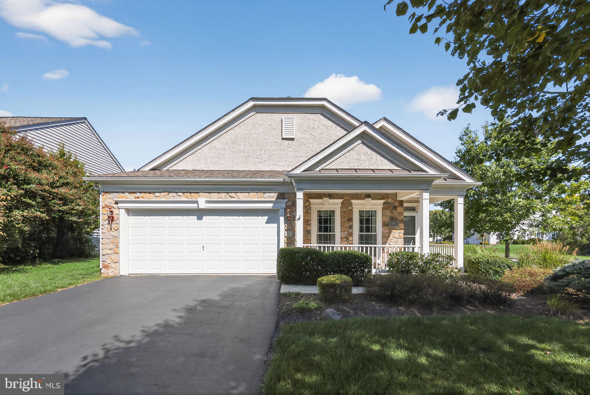 TRADITIONS AT LONGII - Residential