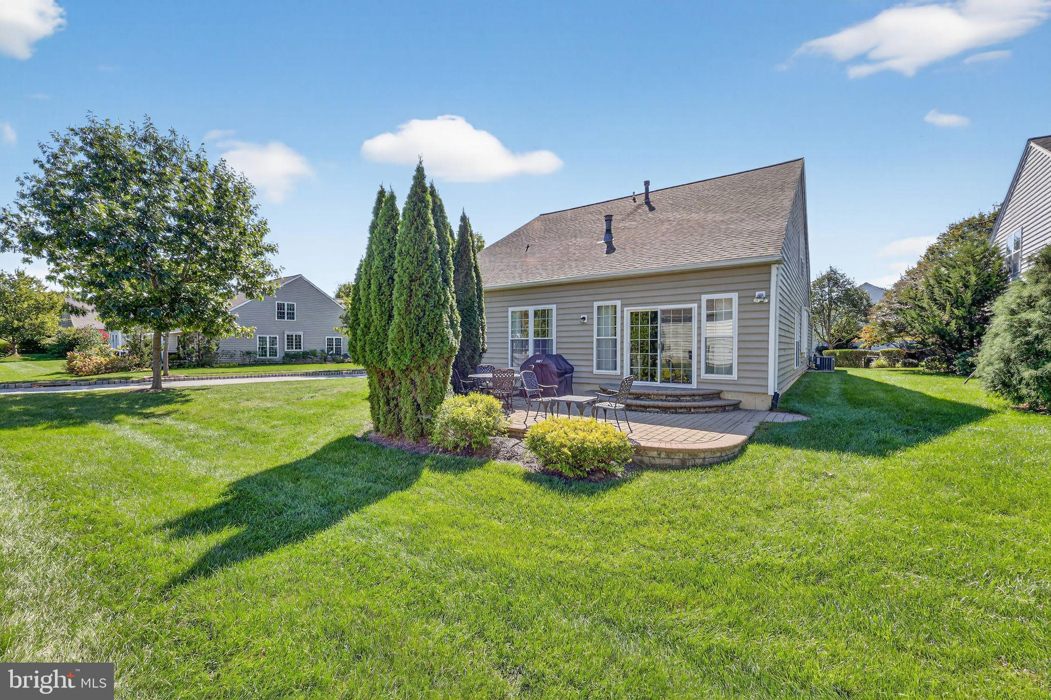 TRADITIONS AT LONGII - Residential