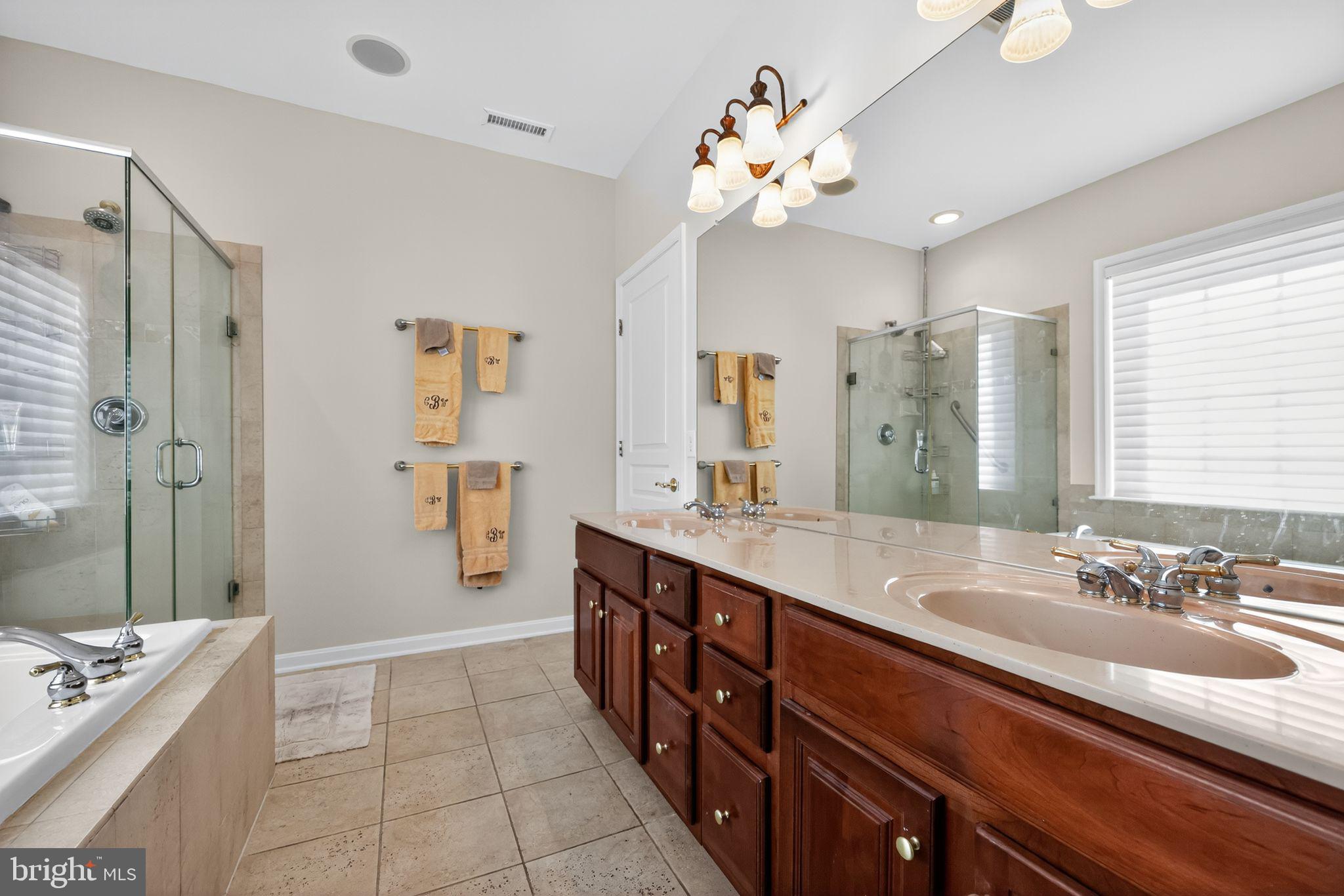 TRADITIONS AT LONGII - Residential