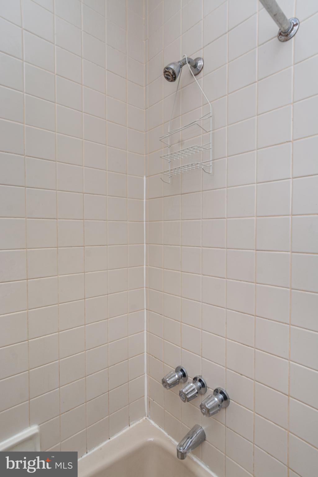 BAYVIEW - Residential Income