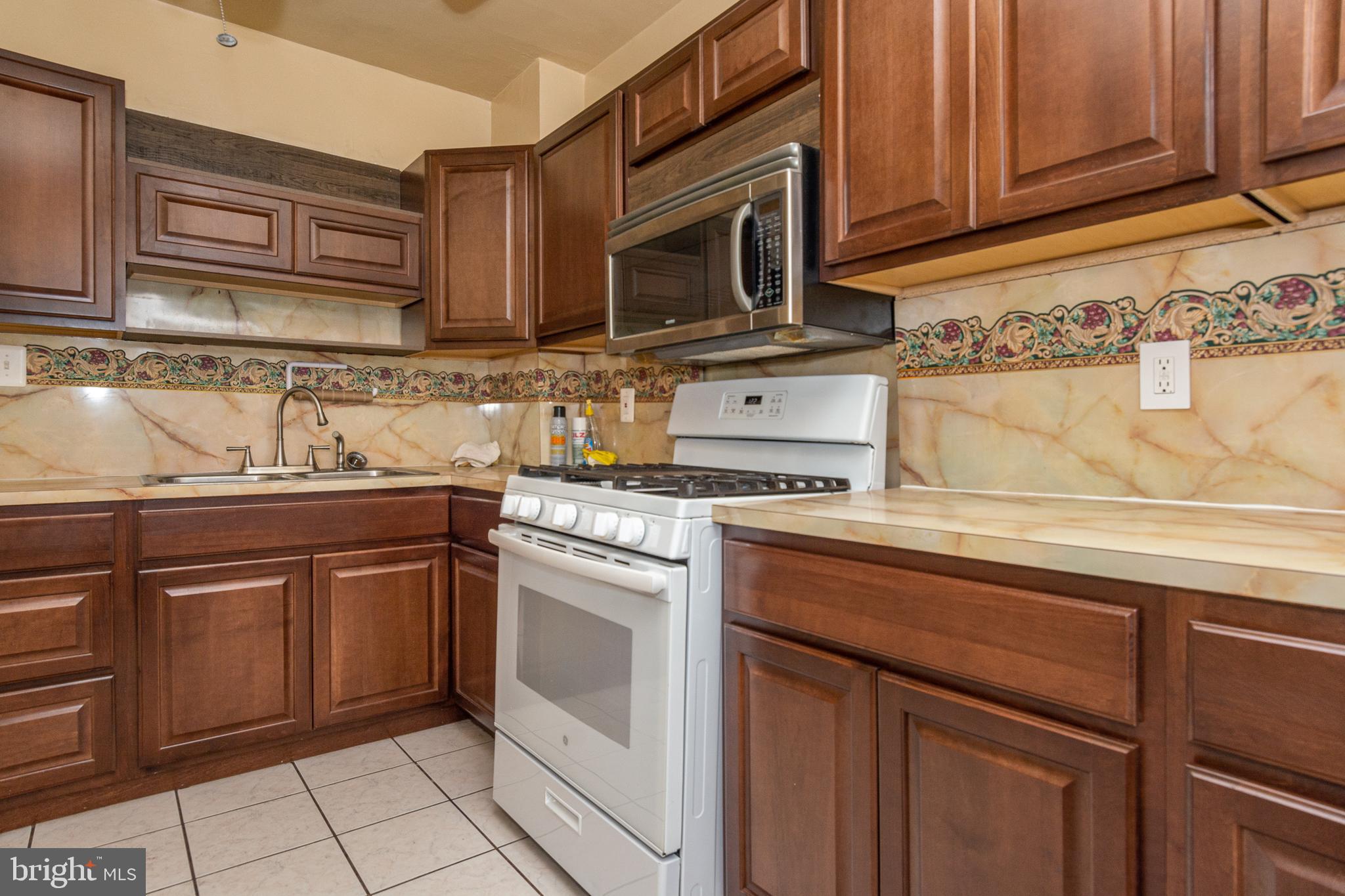 BAYVIEW - Residential Income