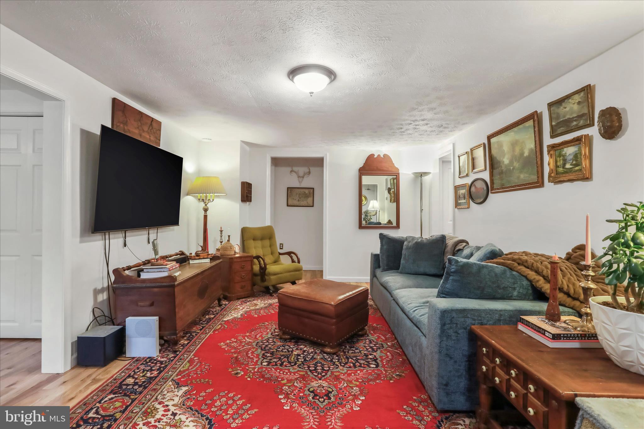 NONE UNRESTRICTED - Residential