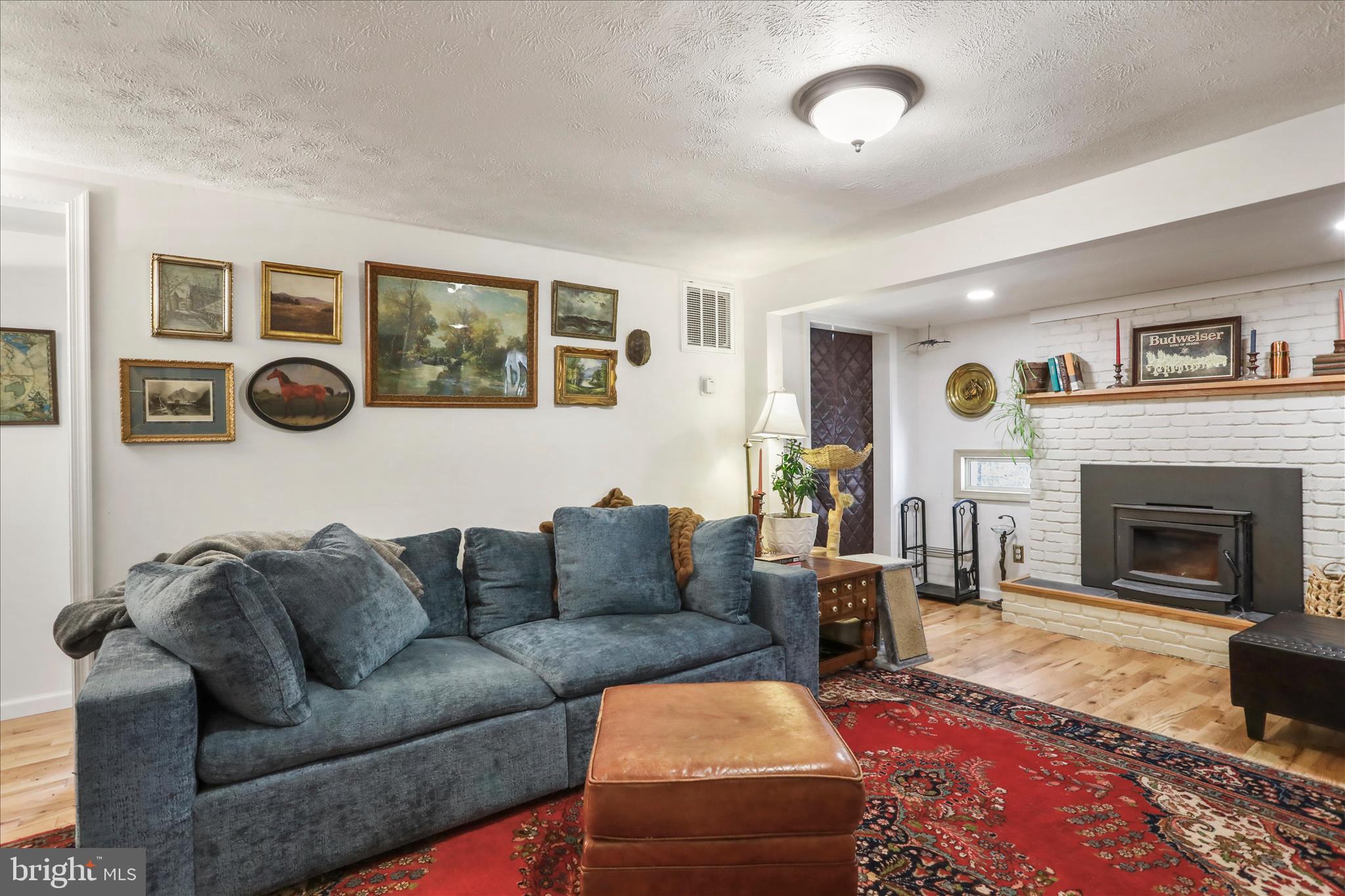 NONE UNRESTRICTED - Residential