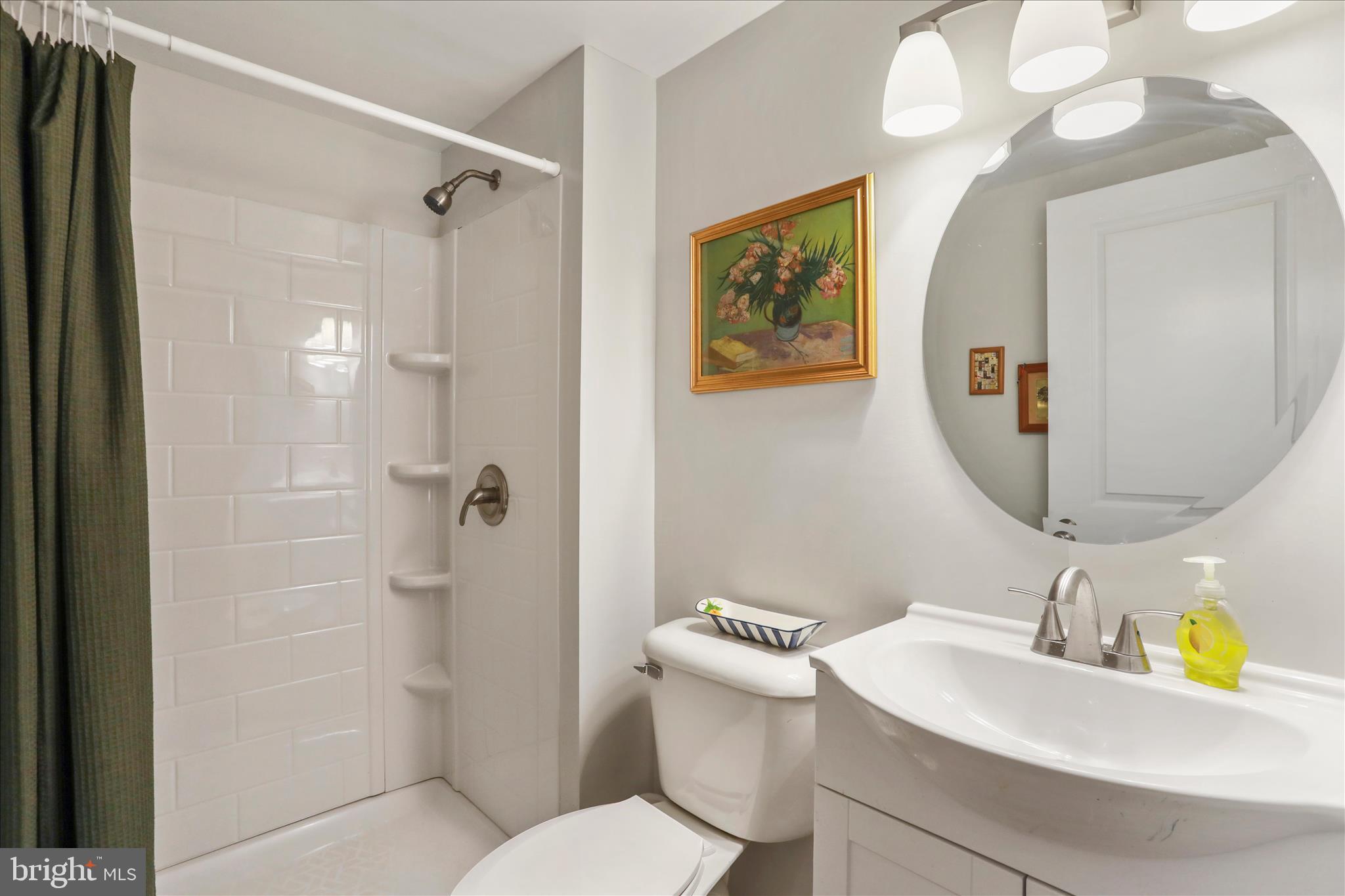 NONE UNRESTRICTED - Residential