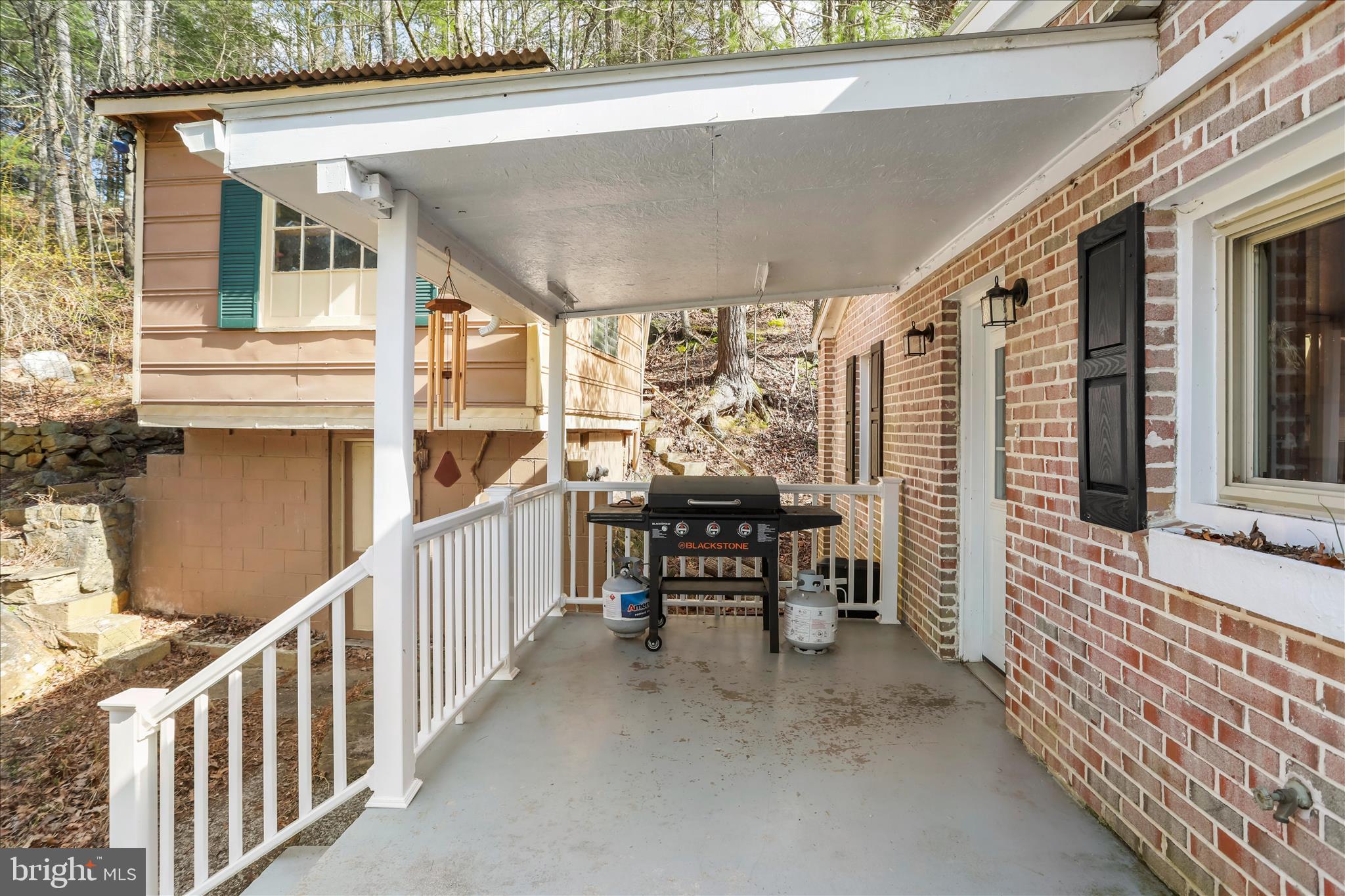 NONE UNRESTRICTED - Residential