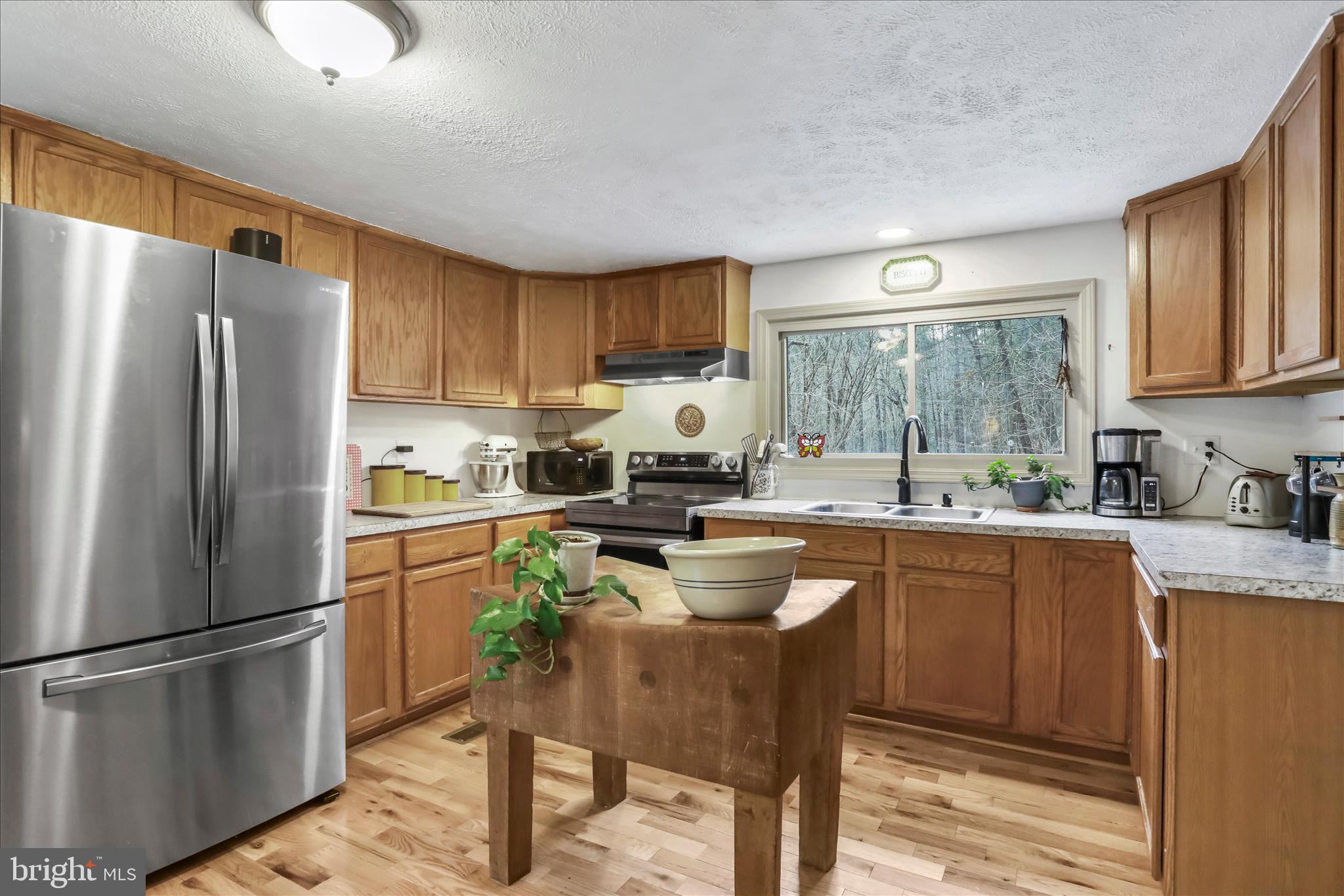 NONE UNRESTRICTED - Residential