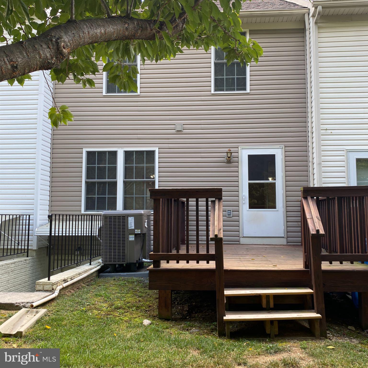 HAMMONDS MILL - Residential Lease