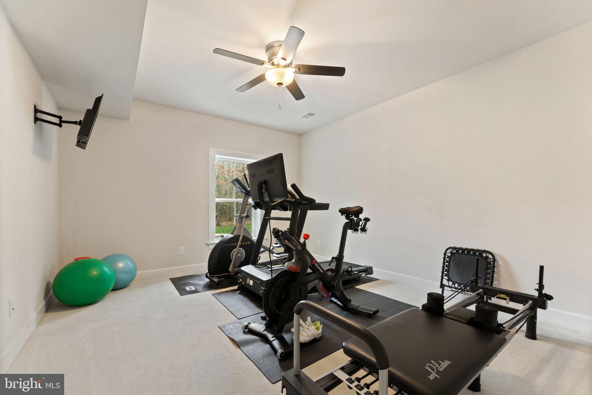 GROVE AT WILLOWSFORD - Residential