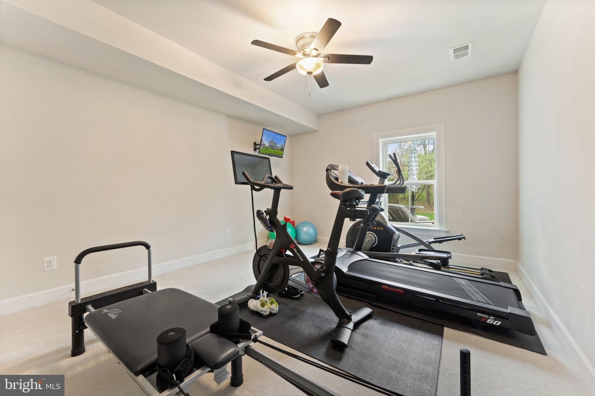 GROVE AT WILLOWSFORD - Residential