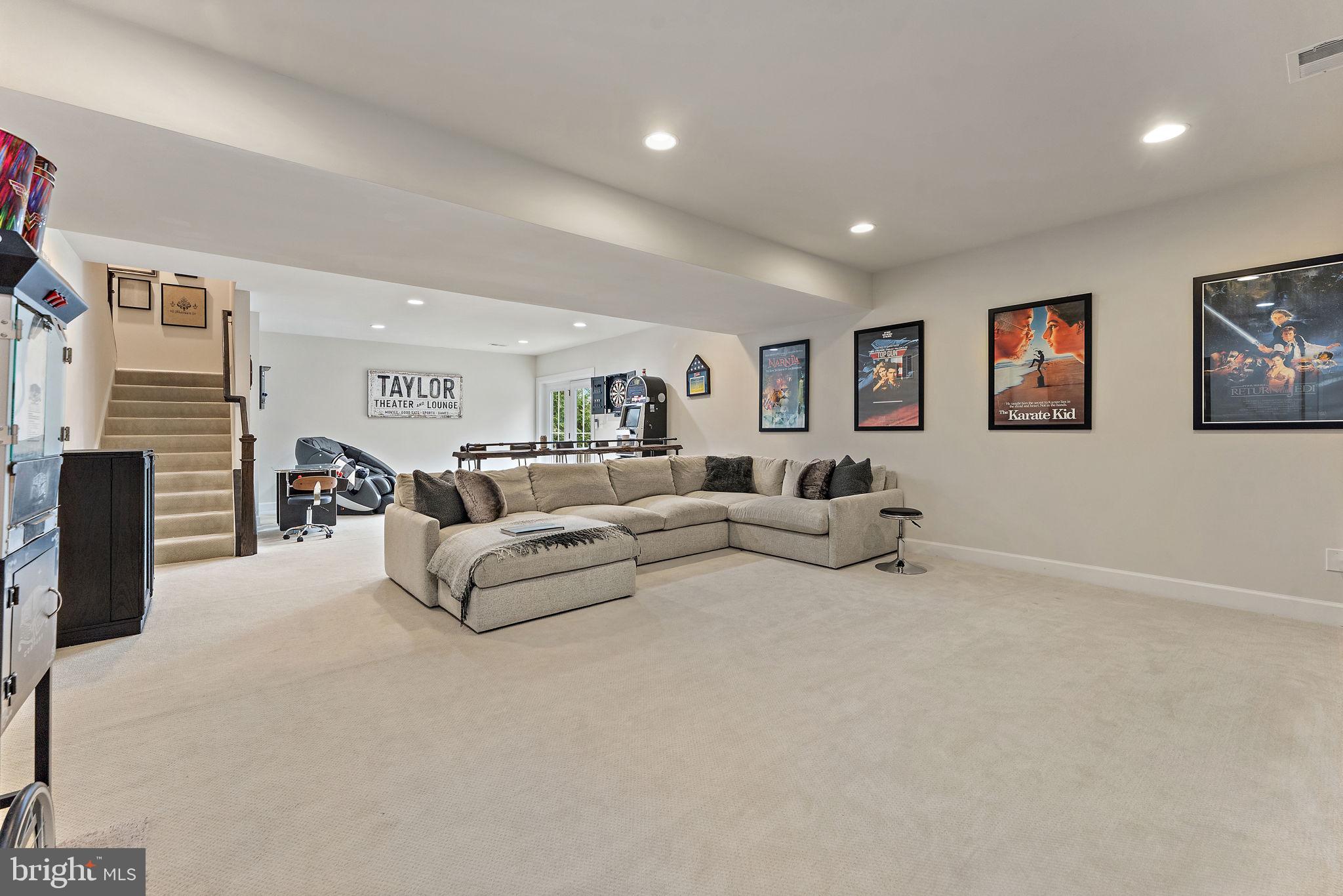 GROVE AT WILLOWSFORD - Residential