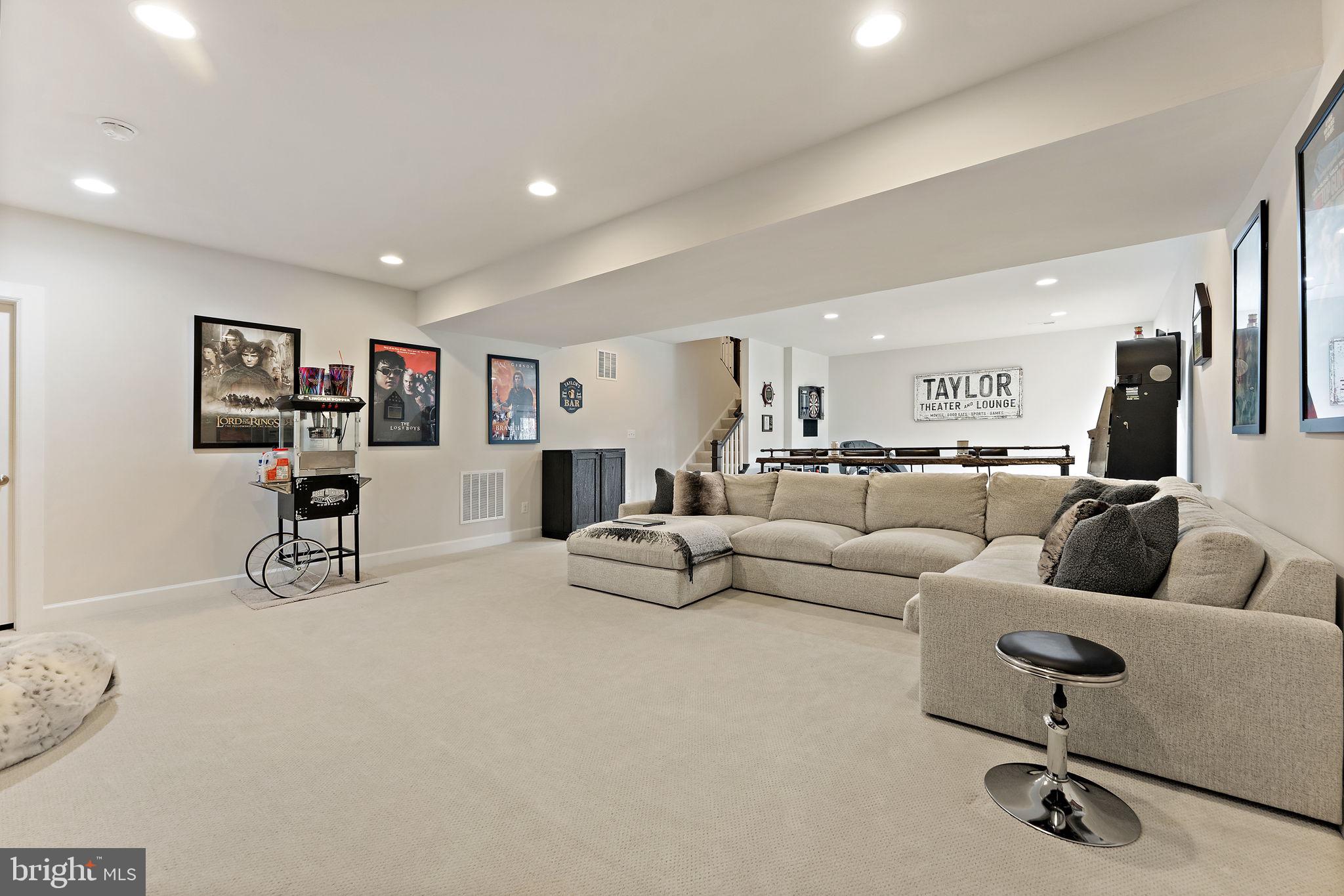 GROVE AT WILLOWSFORD - Residential