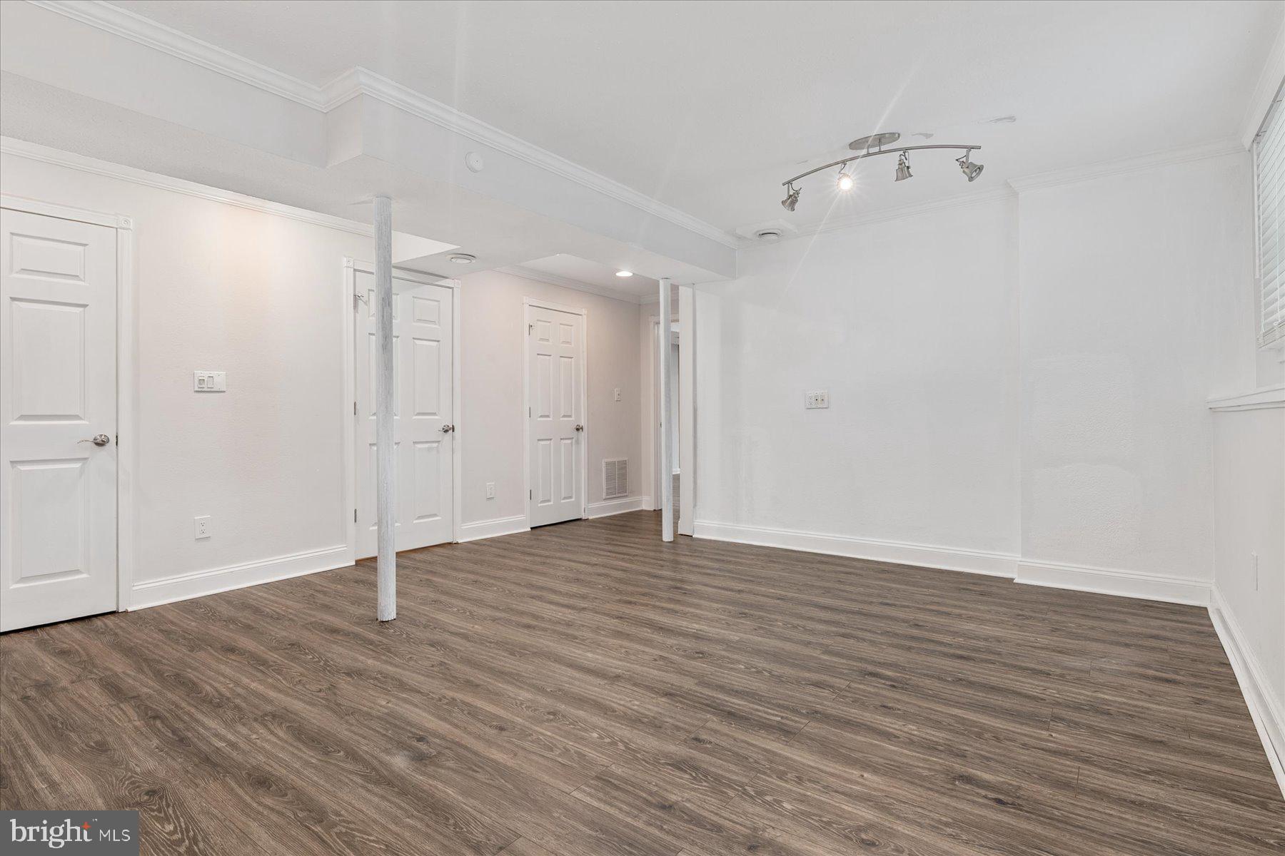 CHELSEA BEACH - Residential