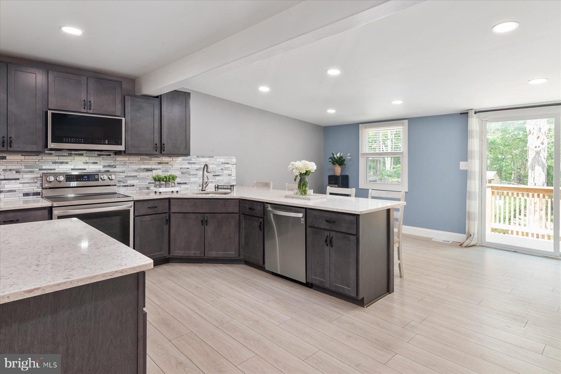 CHELSEA BEACH - Residential