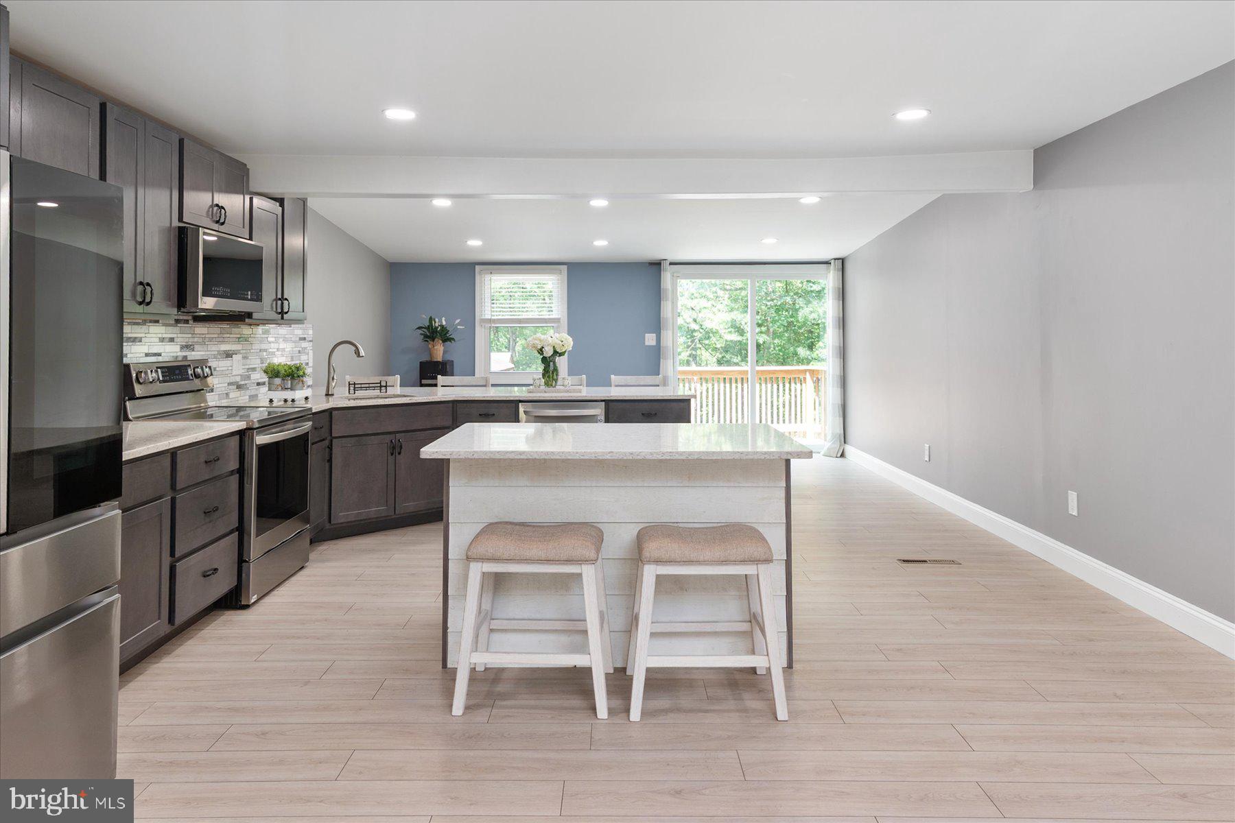 CHELSEA BEACH - Residential