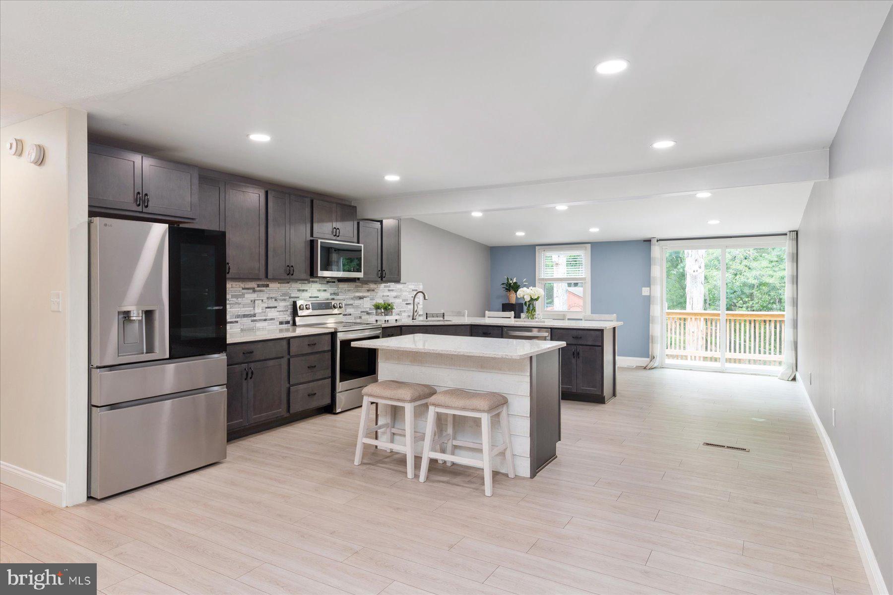 CHELSEA BEACH - Residential