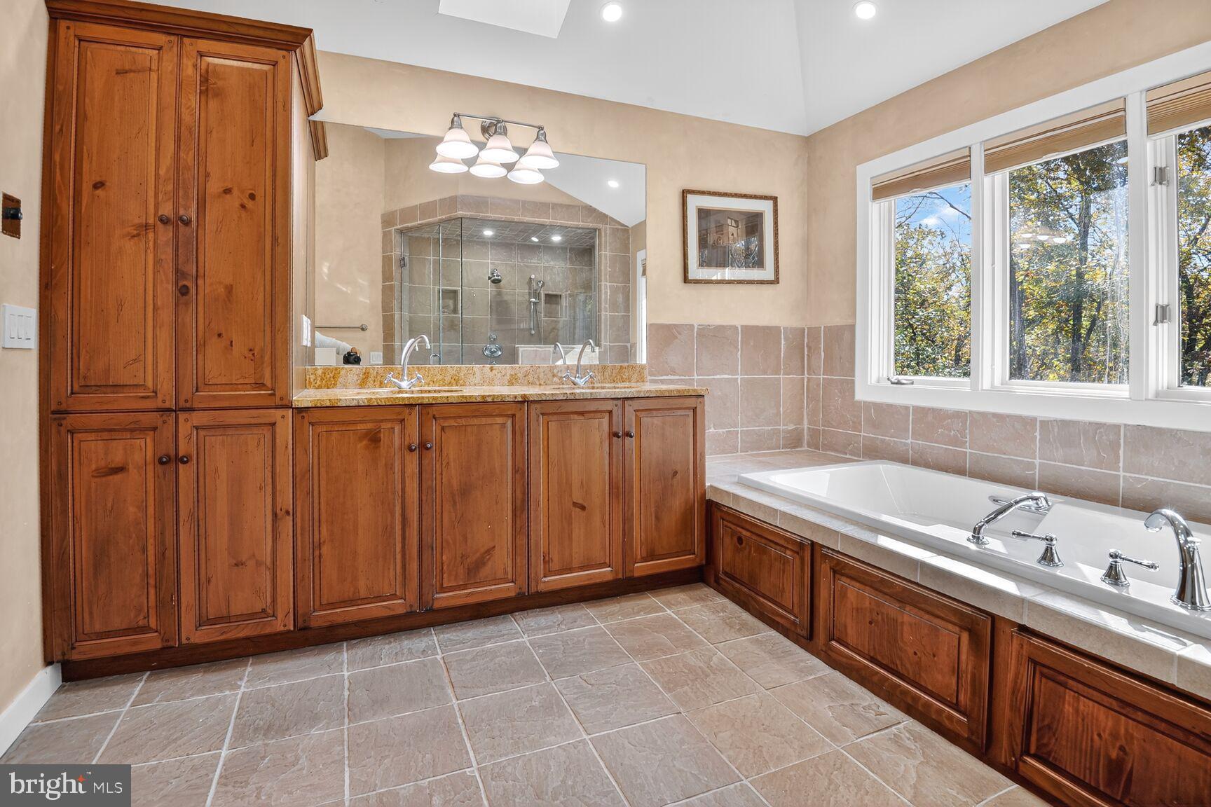 THE PALISADES - Residential