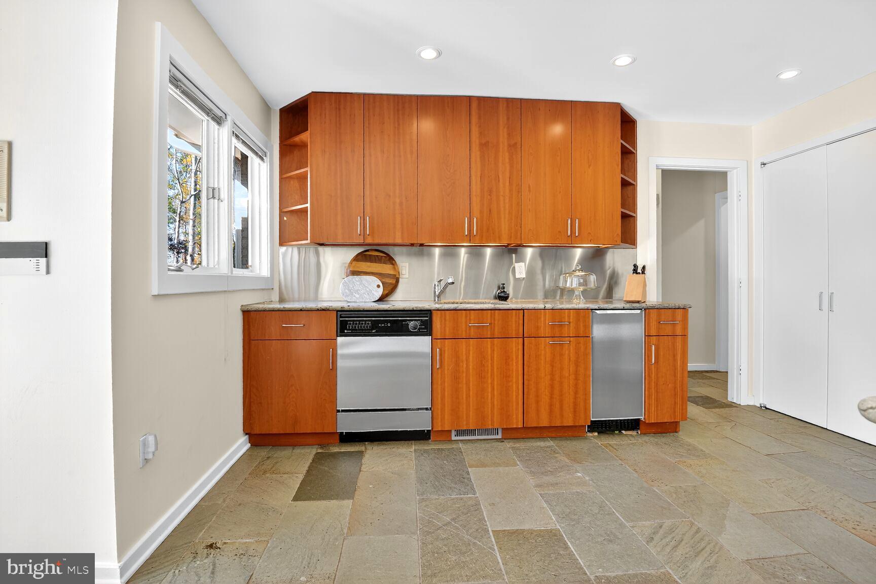 THE PALISADES - Residential