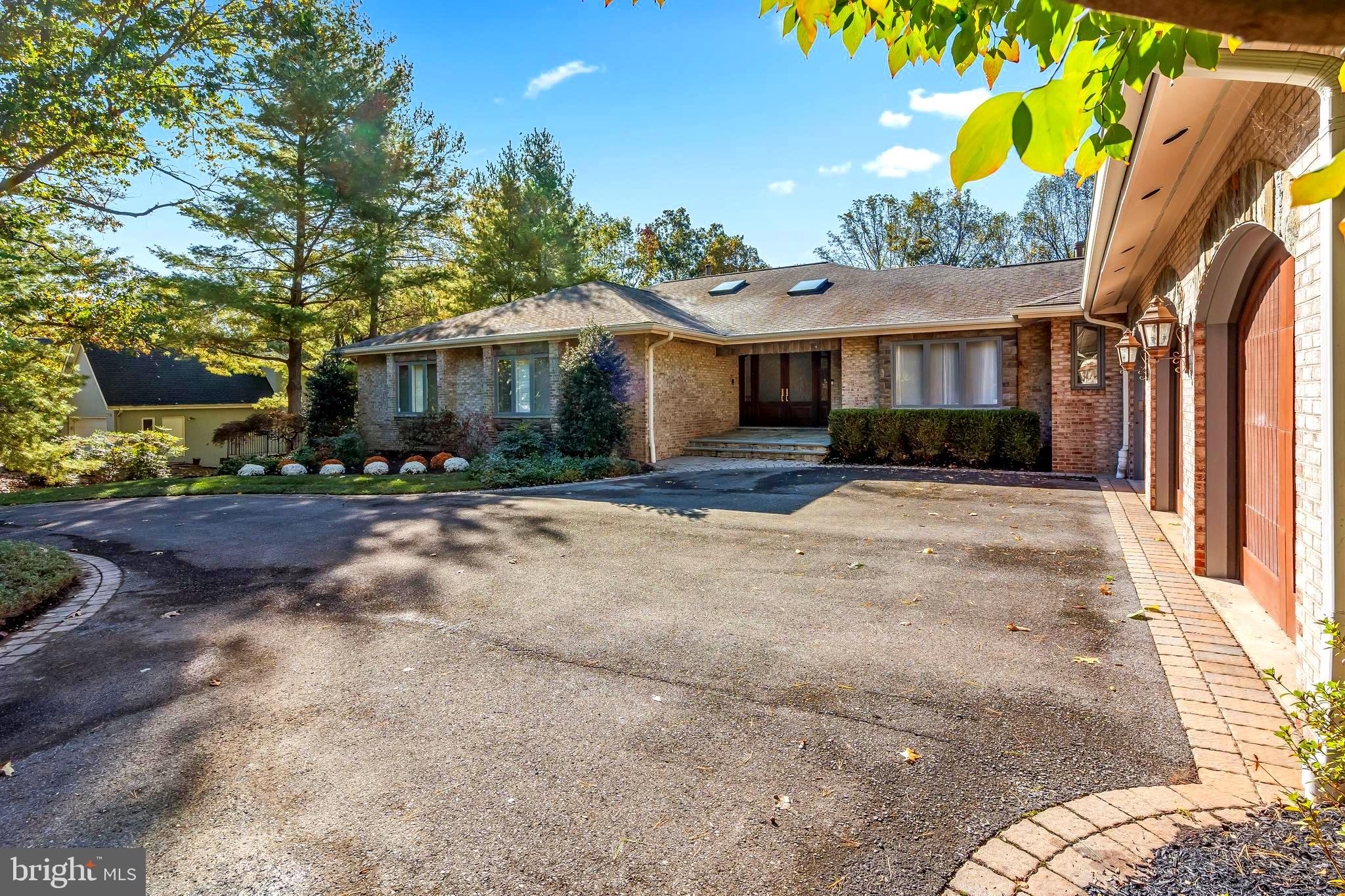 THE PALISADES - Residential