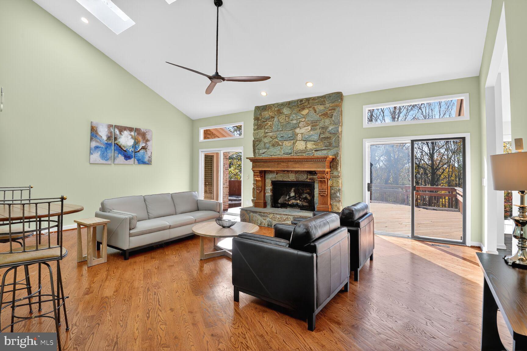 THE PALISADES - Residential