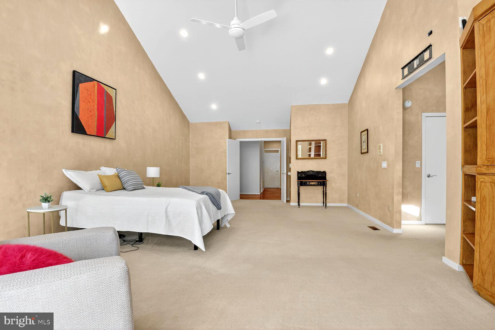 THE PALISADES - Residential