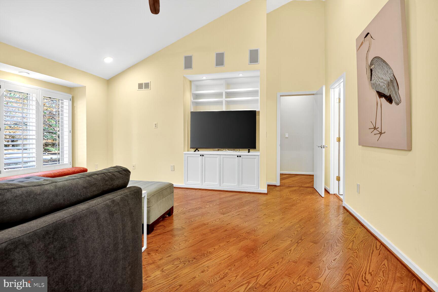 THE PALISADES - Residential