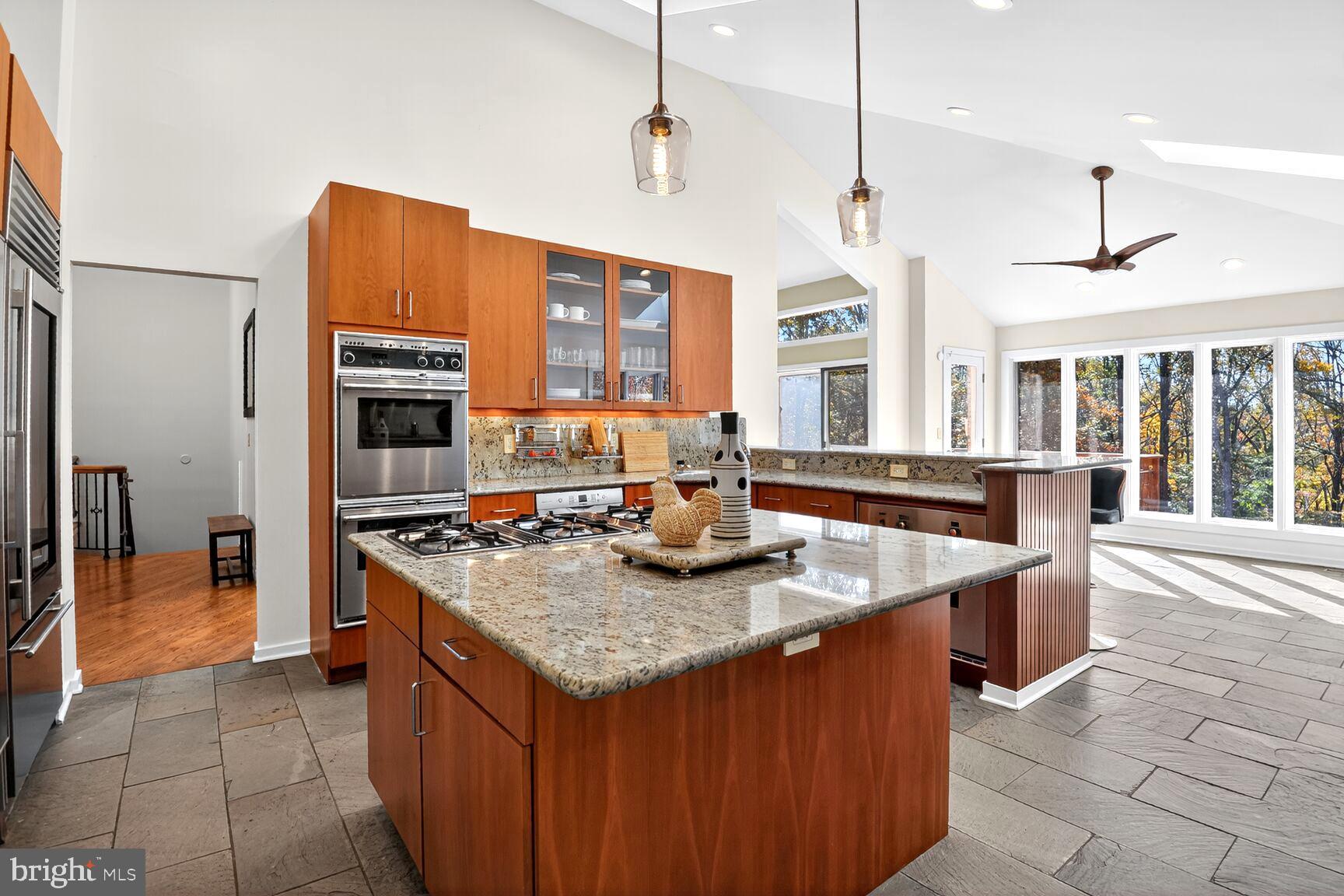 THE PALISADES - Residential