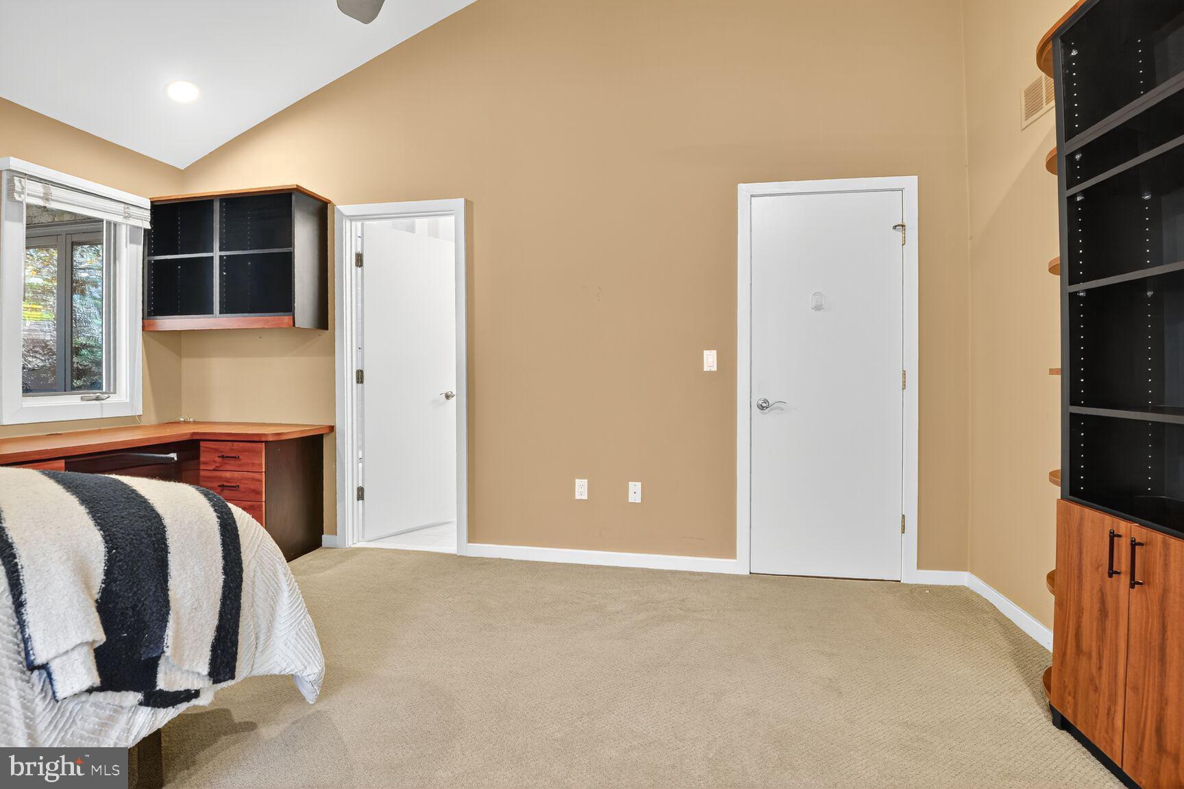 THE PALISADES - Residential