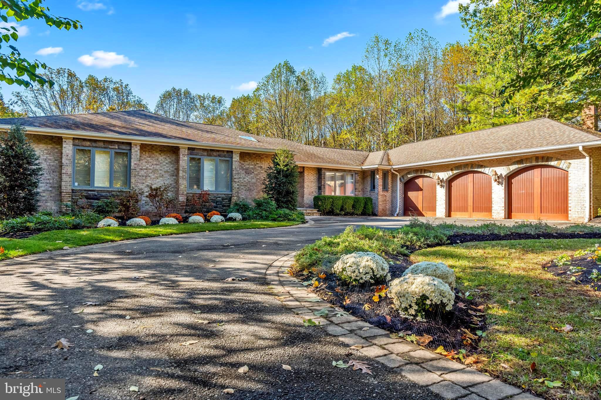 THE PALISADES - Residential