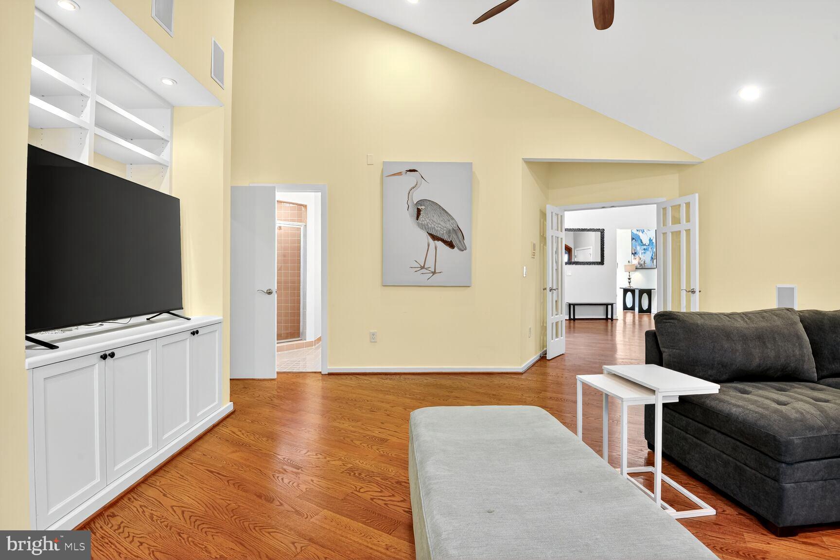 THE PALISADES - Residential