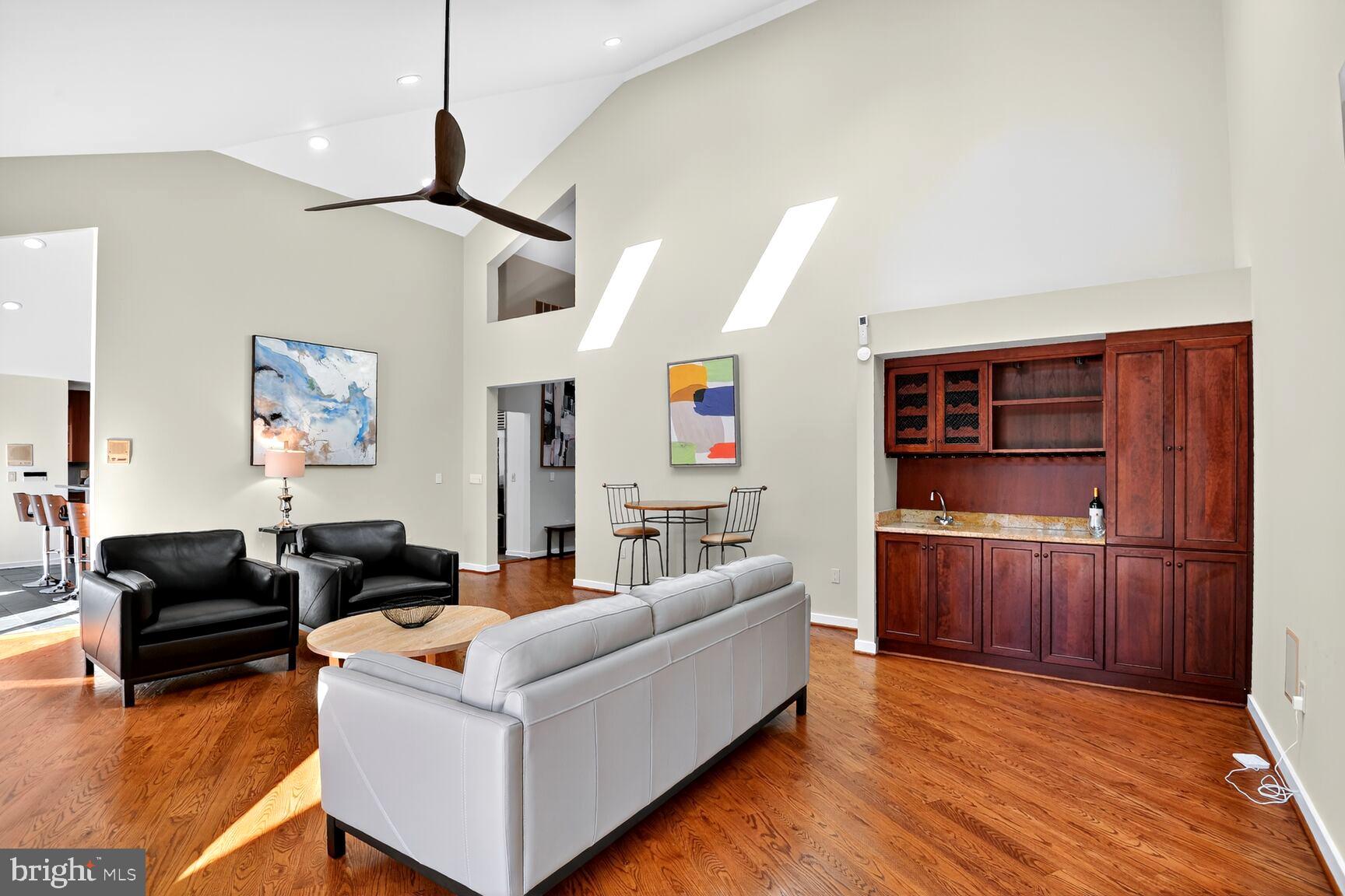 THE PALISADES - Residential