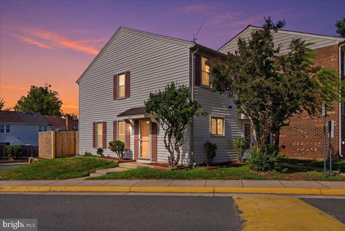 13831 CLARET COURT
