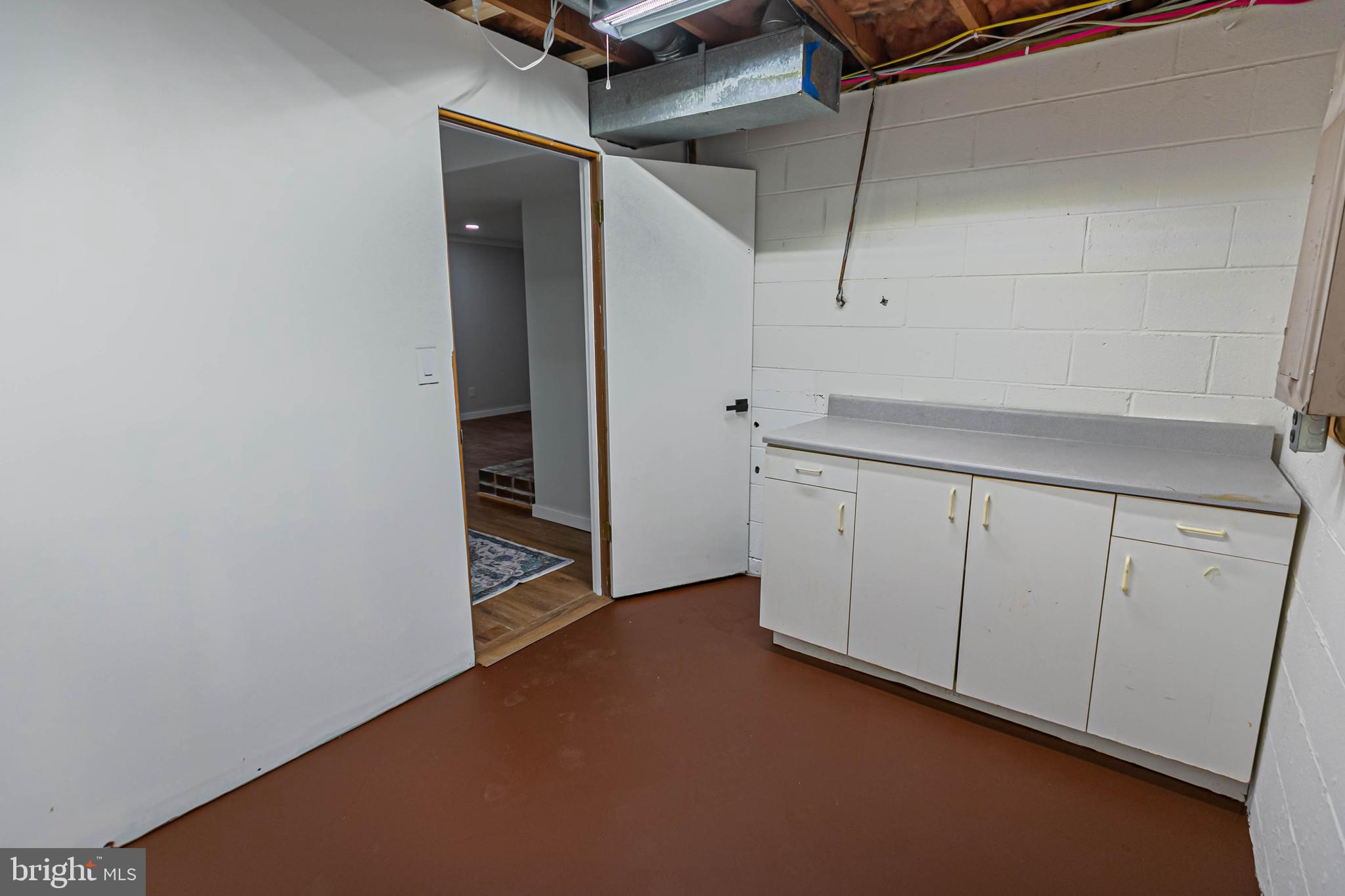 LAKE LAND OR - Residential