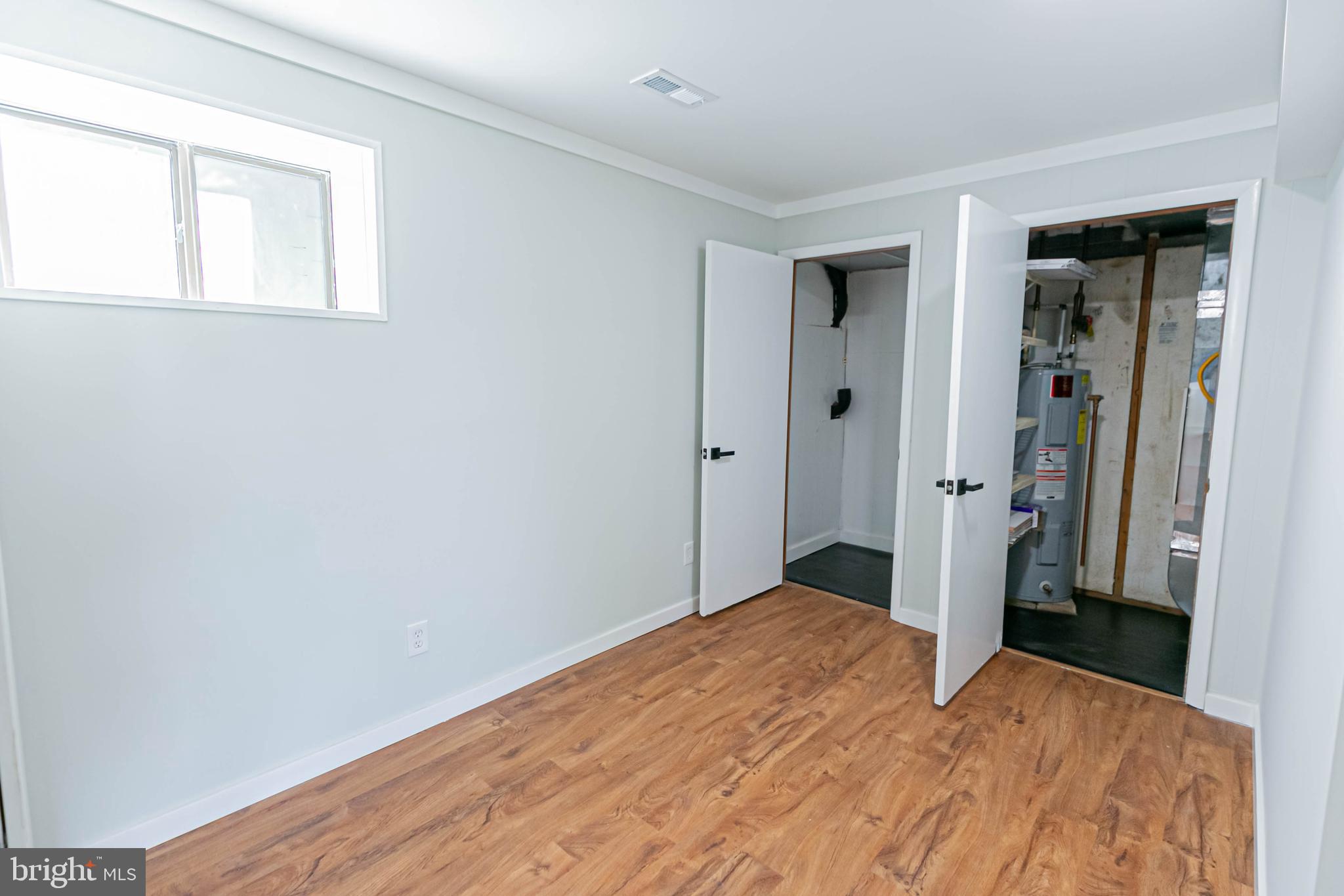 LAKE LAND OR - Residential