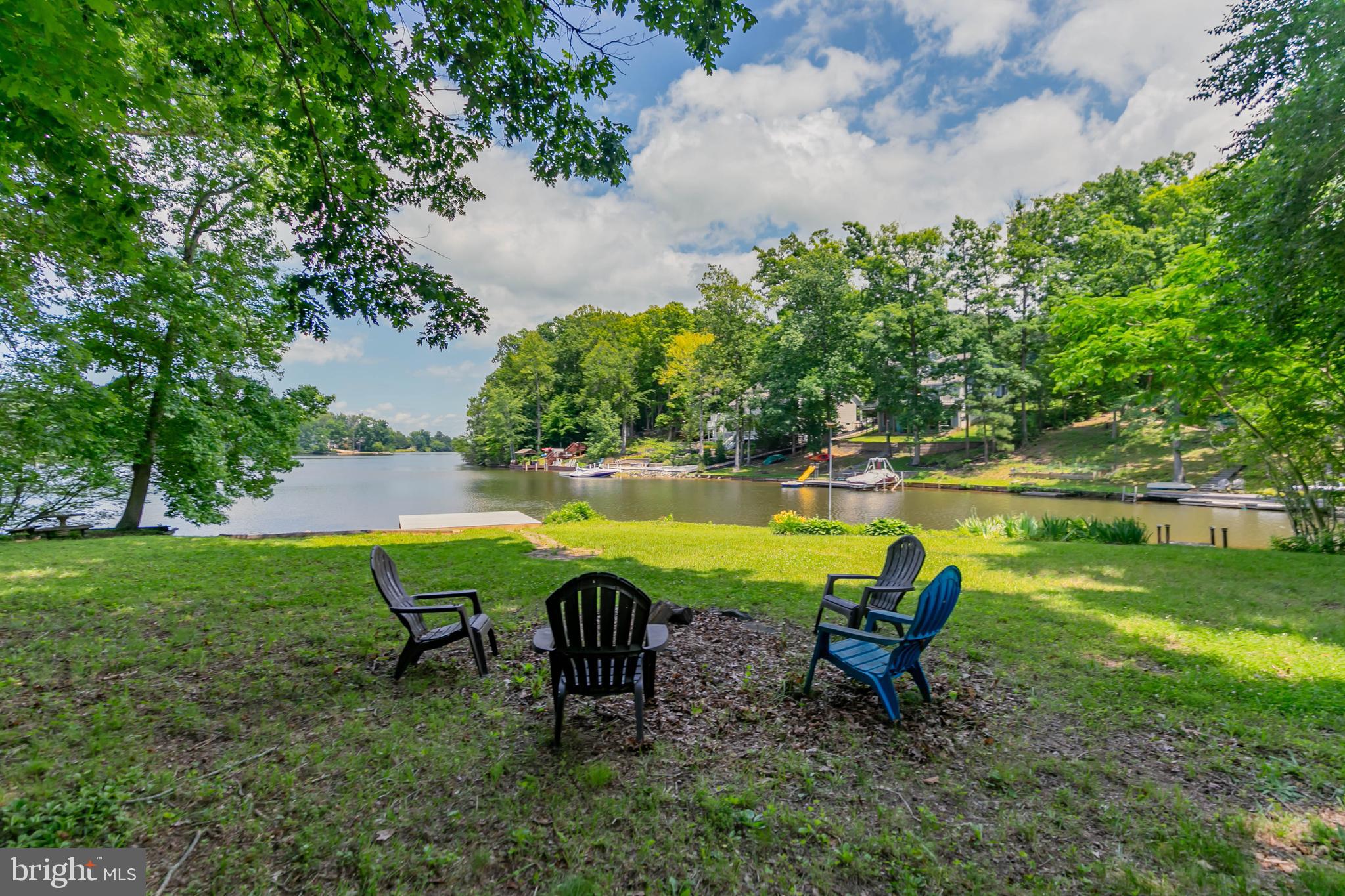 LAKE LAND OR - Residential