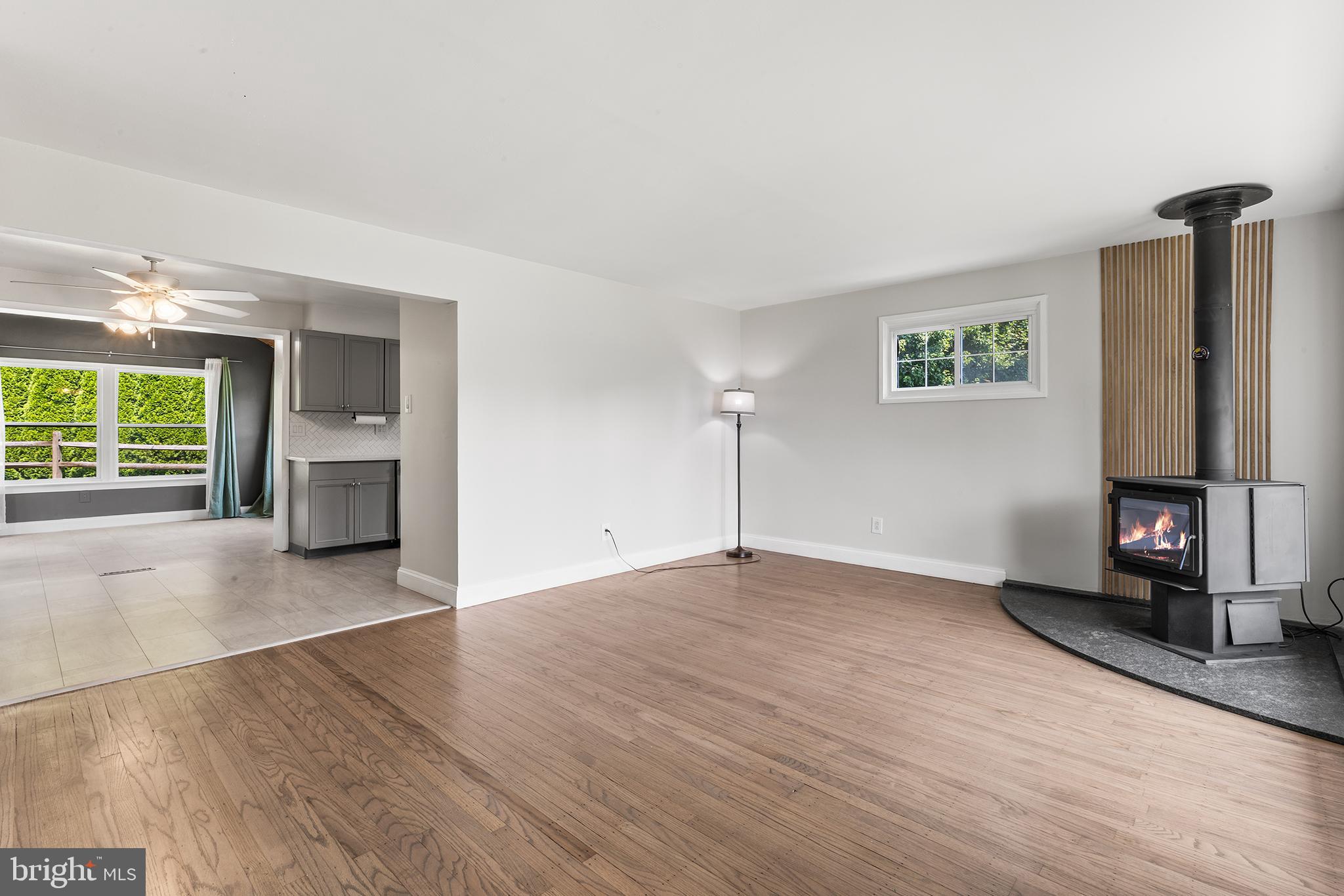 6 MEADOWBROOK LANE
